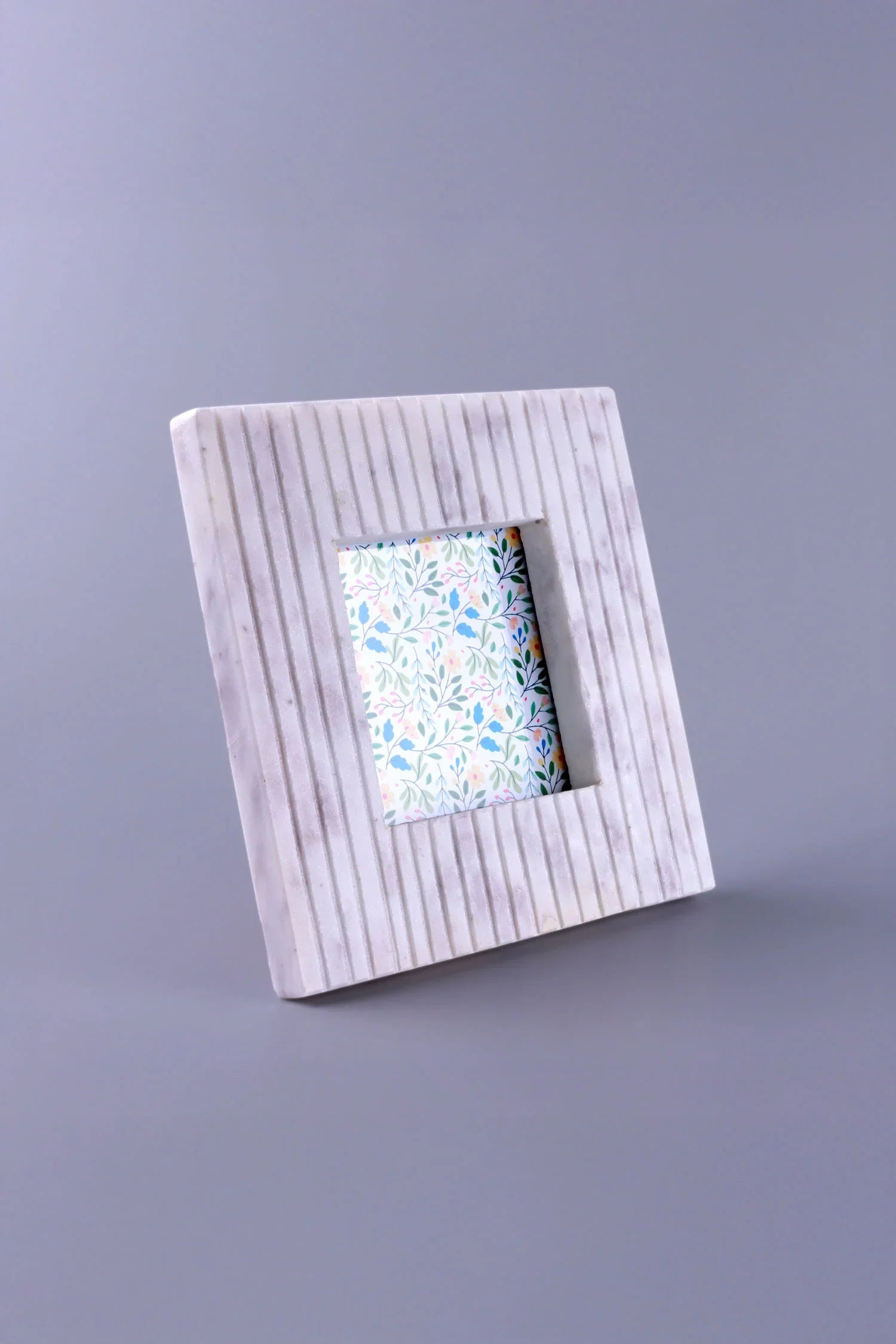 Vittoria Marmo Handcrafted Marble Photo Frame Fluted Vertical Carving Picture Display - G Decor