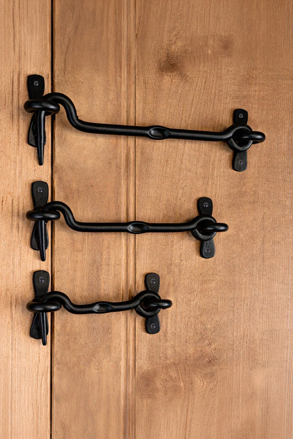 Hand-Forged Hook and Eye Gate Cabin Fastener in Black Finish