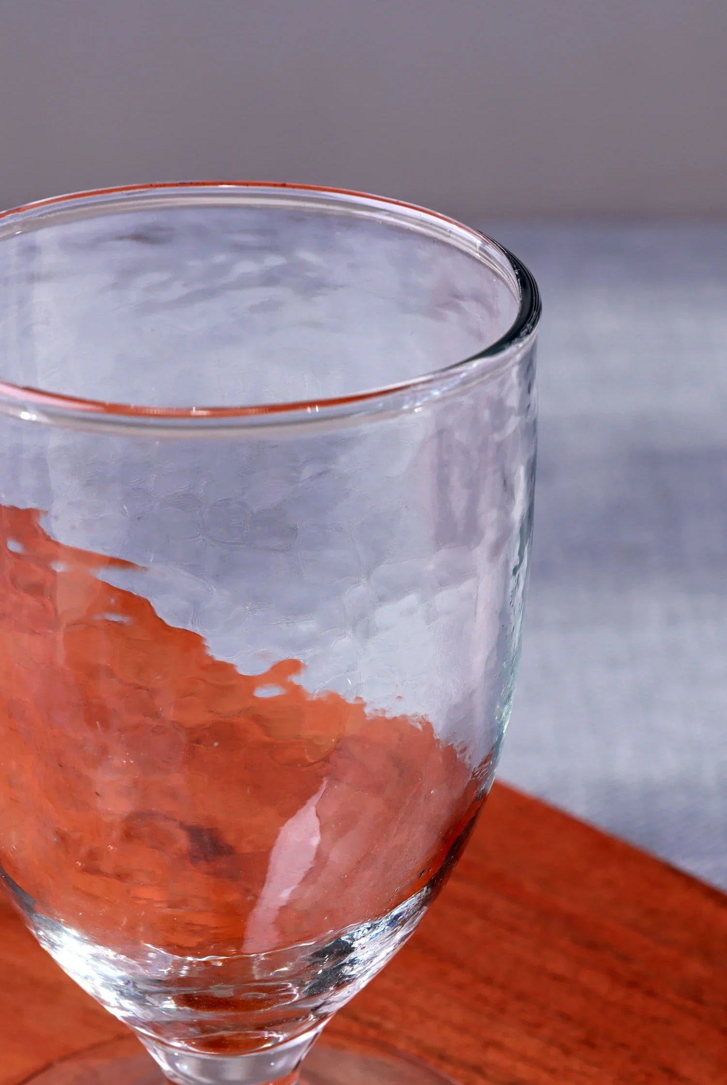 Yaki Set of 4 Handmade Hammered Glass Wine Goblets Handblown Stemmed Glasses - G Decor