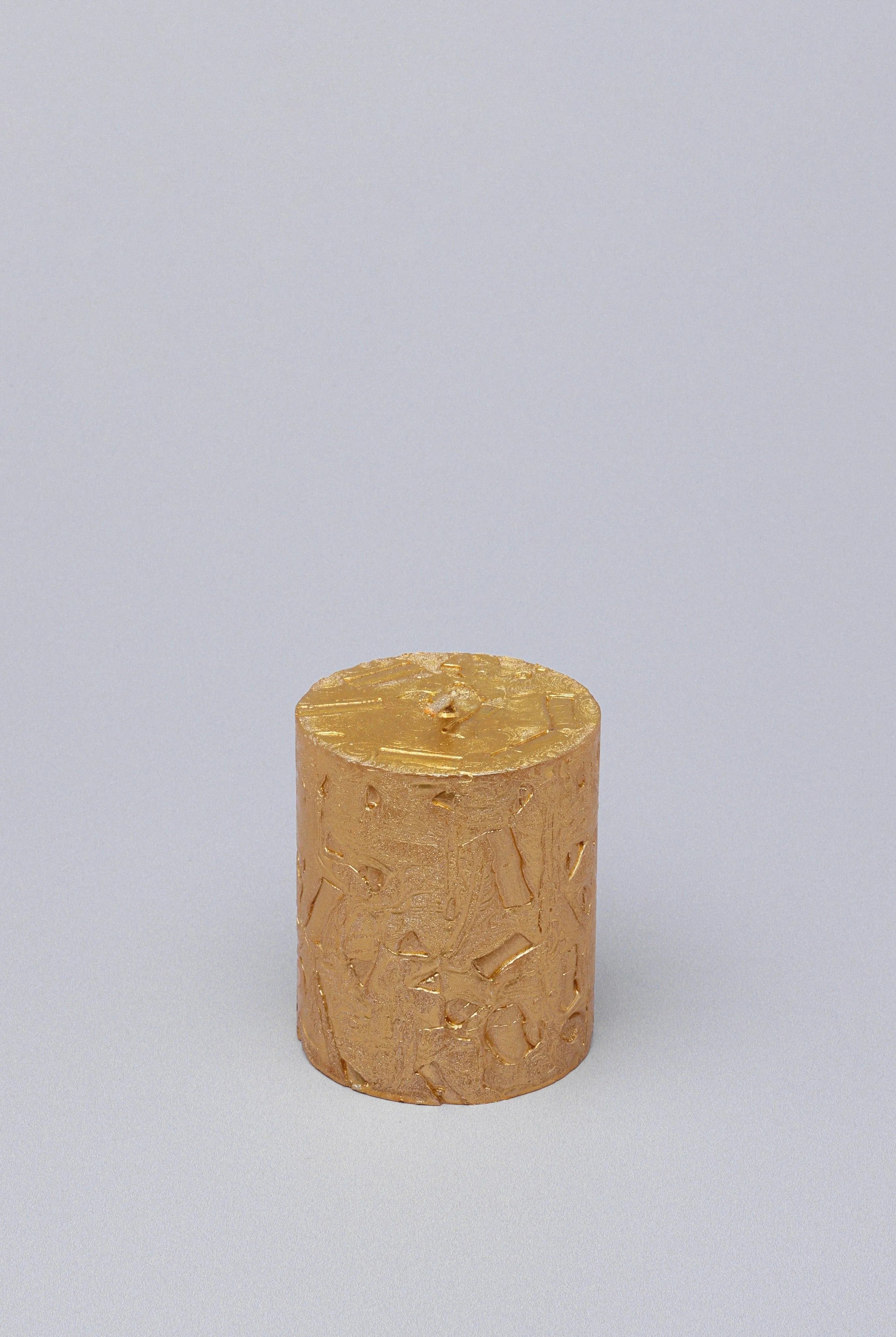 adelle-aurelia-gold-signature-waxwork-pillar-candle-in-warm-gold-g-decor-50733 - G Decor