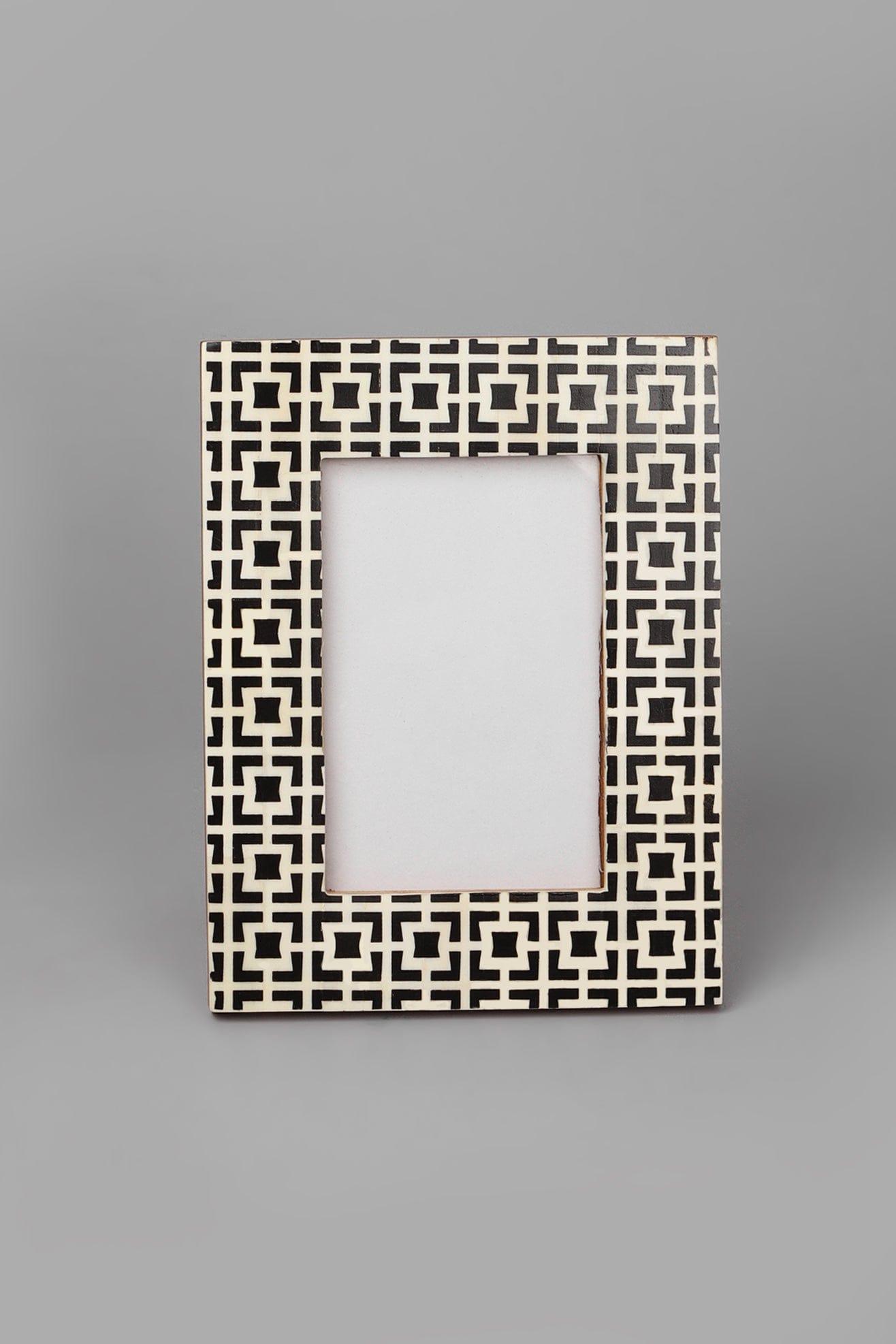 G Decor Picture frames Black / Large Black Cubic Pattern Stylish Photo Frames