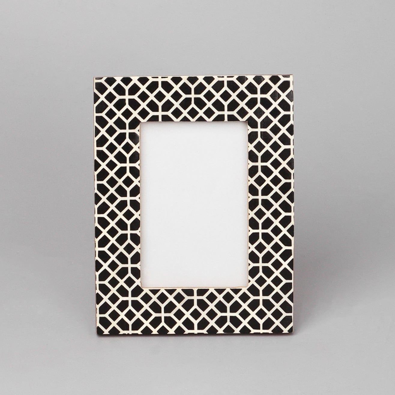 Black Lace Handcrafted Photo Frame Snake Skin Picture Display - G Decor