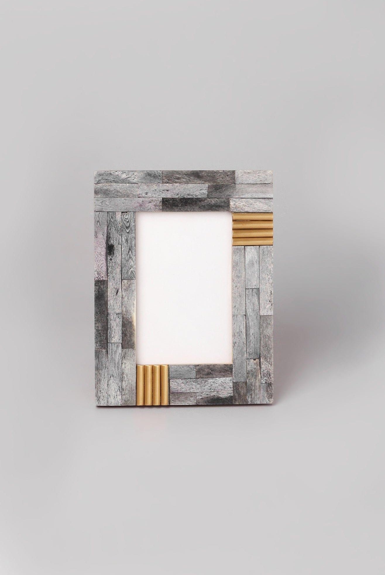 Cadre Doré Handcrafted Horn Bone & Brass Photo Frame Gray Picture Display - G Decor