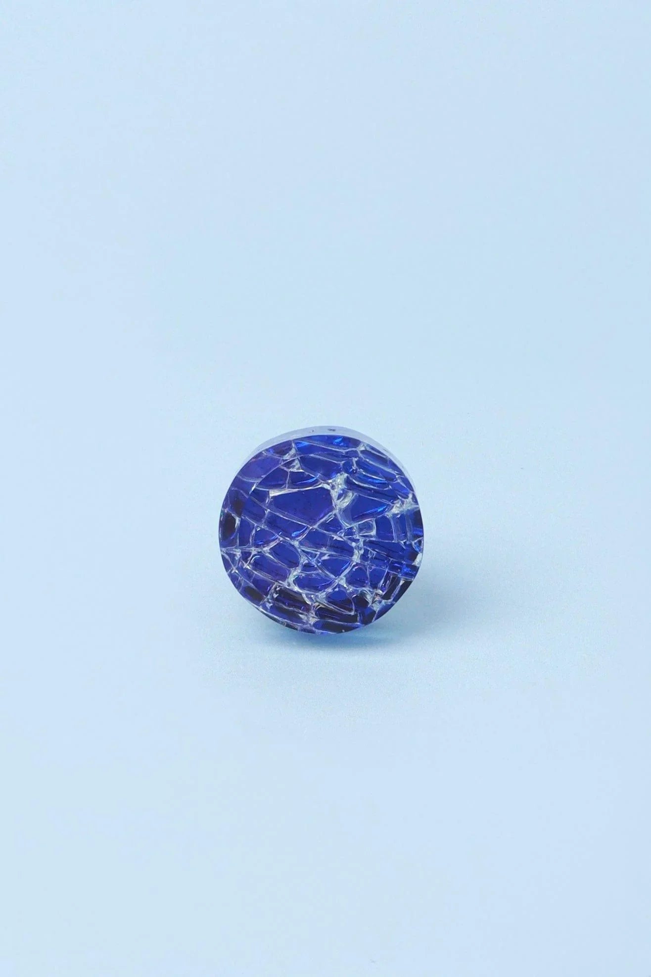 Cascadia Aurora Crystal Crackle Cabinet Knob in Dark — alternate view, G Decor