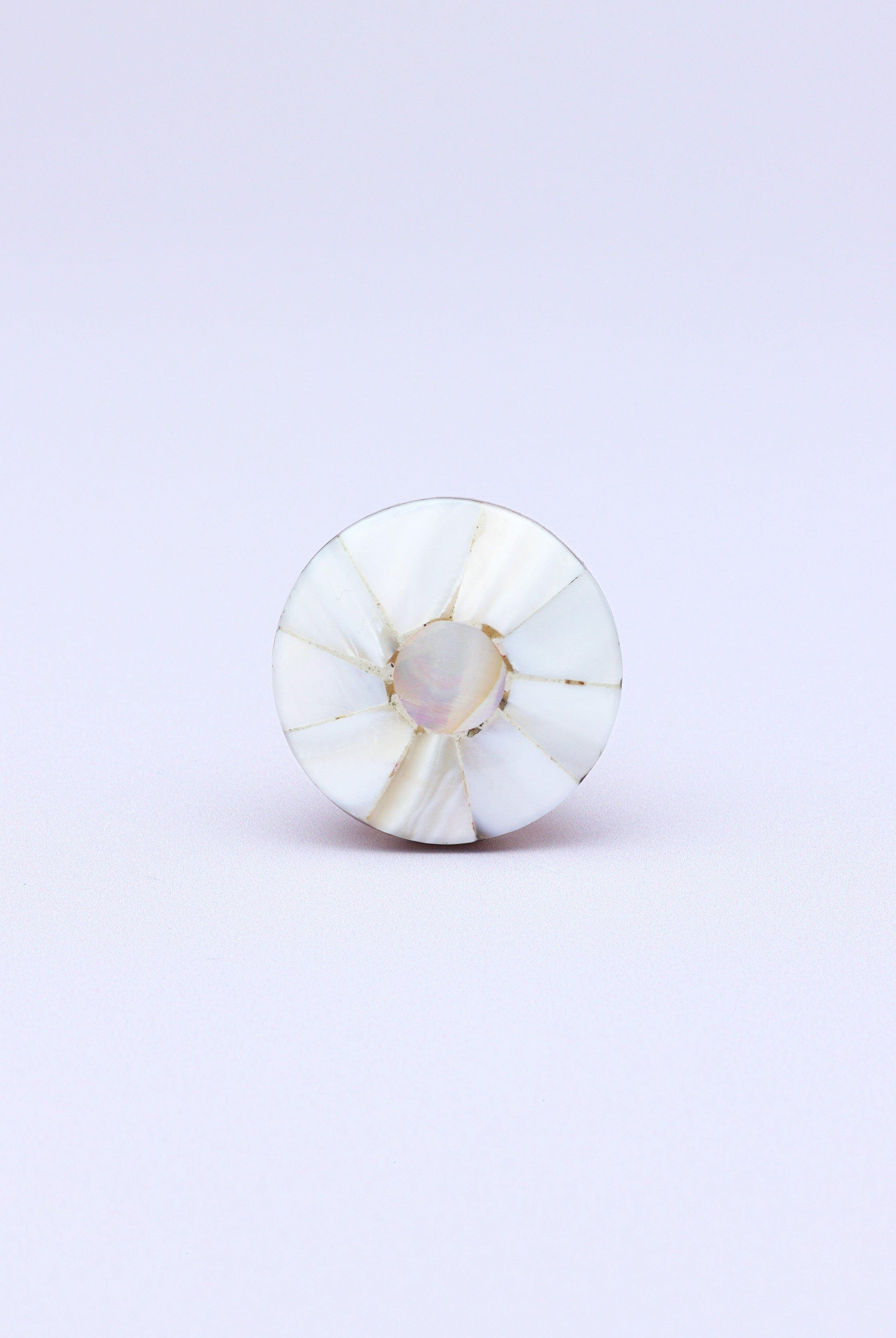 Cordelia Handcrafted Mother Of Pearl With Brass Gold Finish Pull Door Knob - G Decor