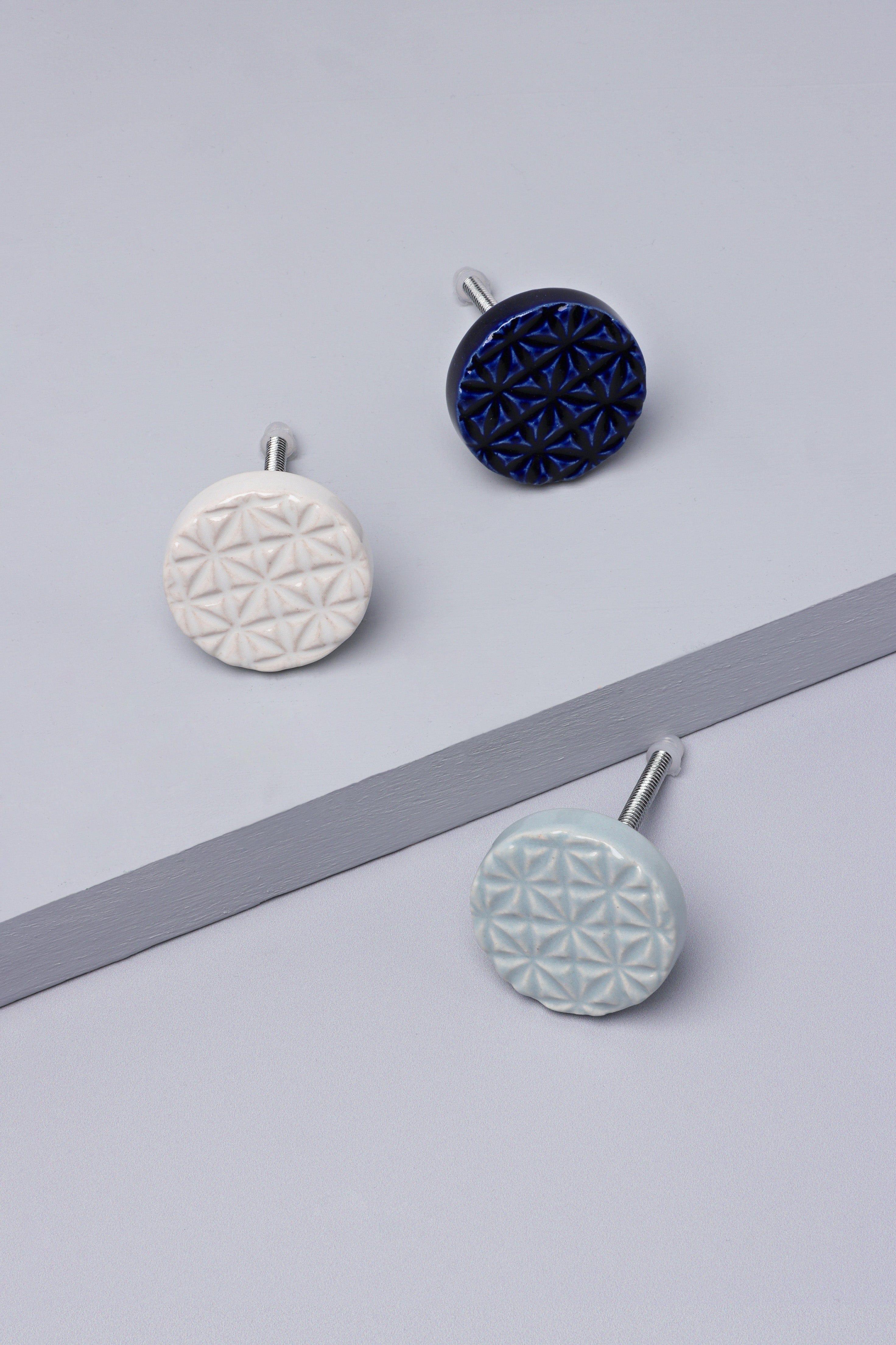 Divertido Handpainted Ceramic Door Knob In Minimalist Colour Palette - G Decor