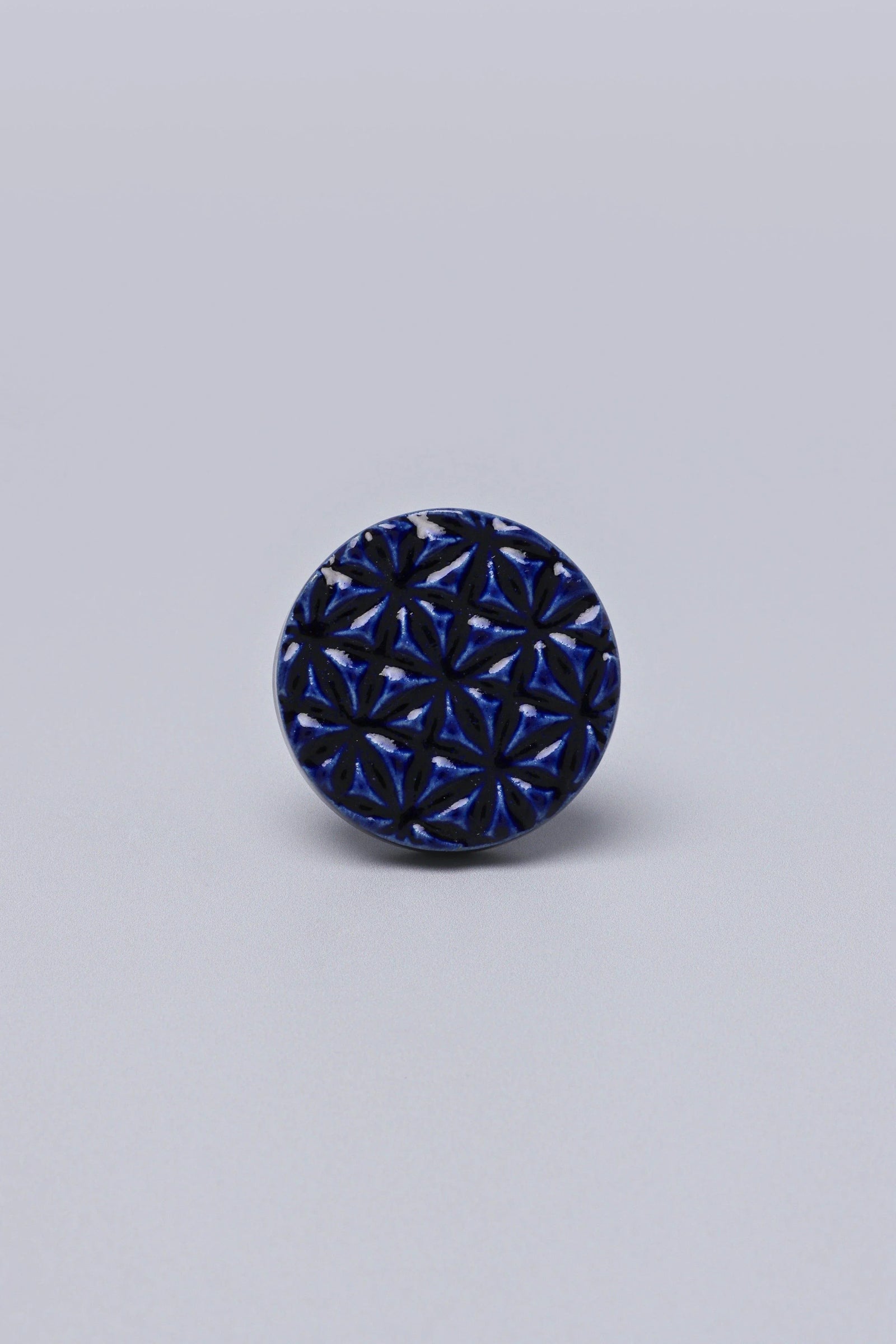 Divertido Hand-Painted Ceramic Cabinet Knob in Minimalist Tones — lifestyle view, G Decor