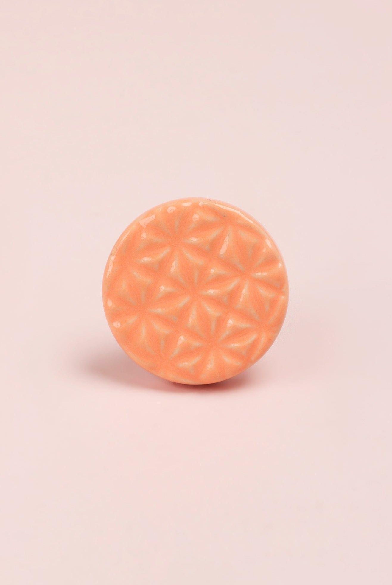 Divertido Handpainted Ceramic Door Knob In Pastel Collection - G Decor