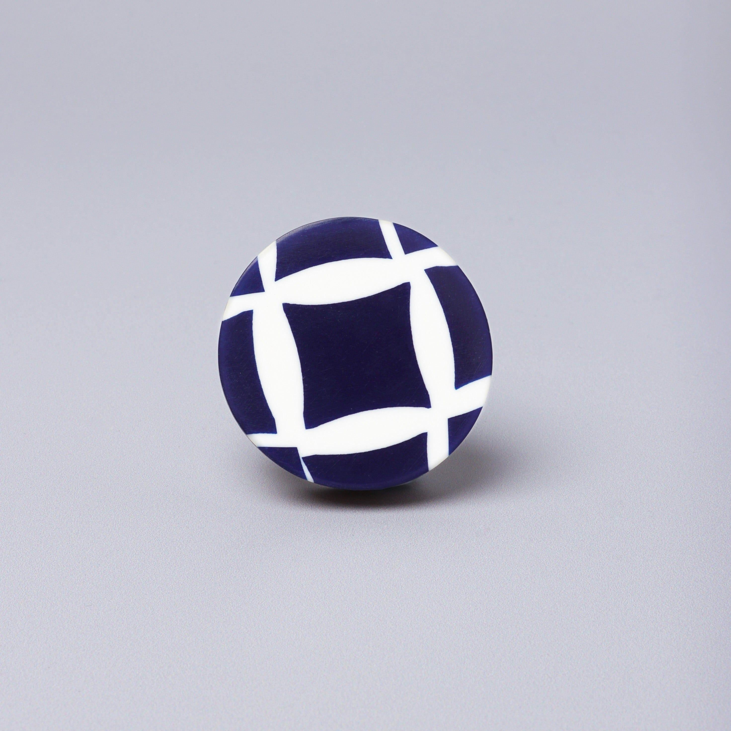 Dizzy Mosaic Grid Pattern Delights Handle Door Knob - G Decor