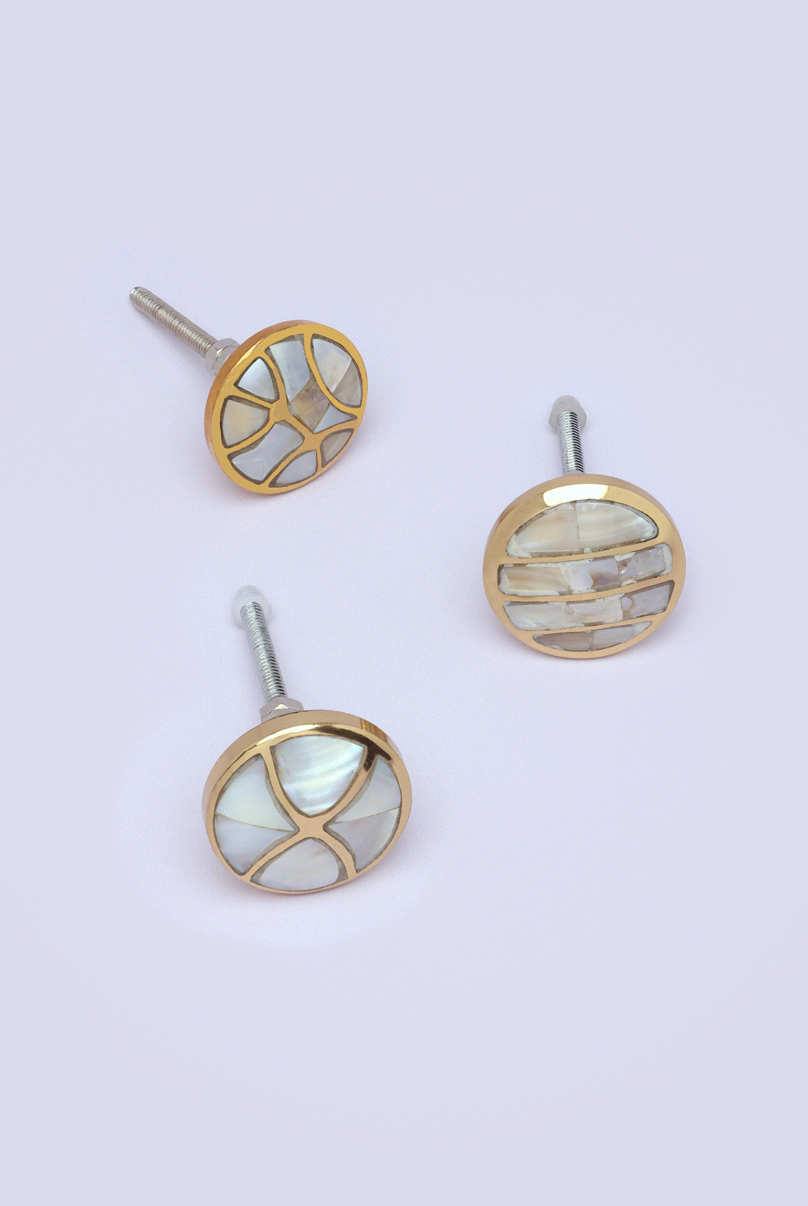 Elizabeth Legacy Mother of Pearl Gold Brass Pull Knobs - G Decor