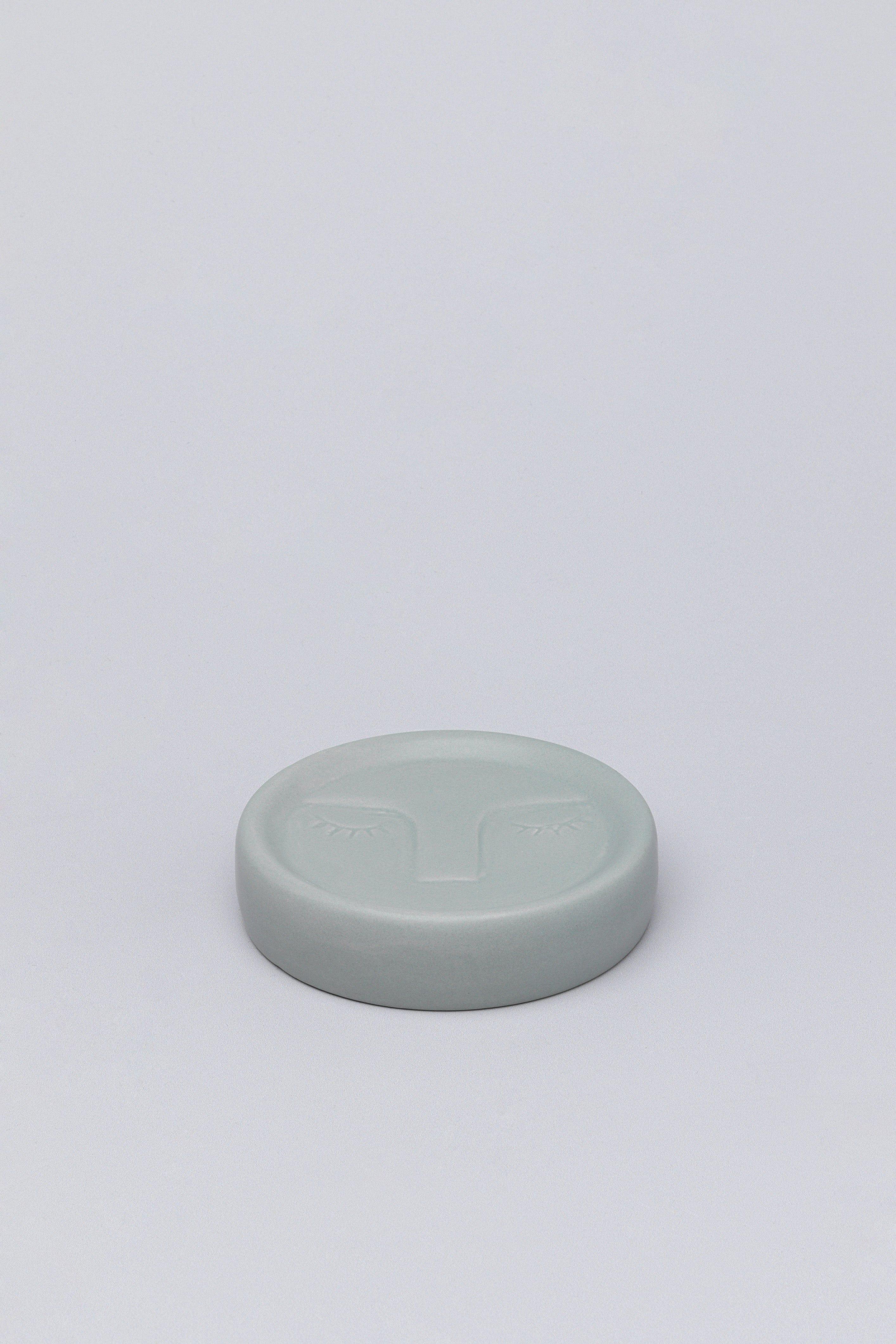 Grey Art Face Ceramic Bath Accessory Set - G Decor