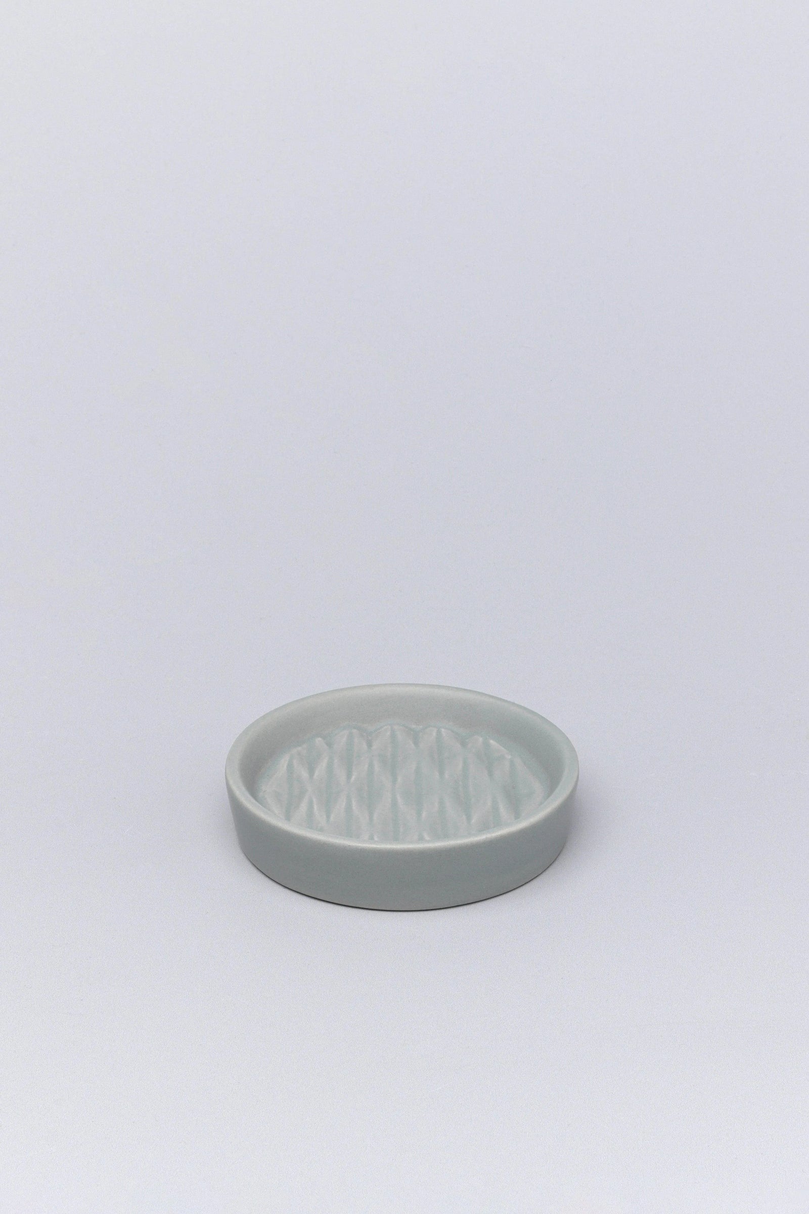 Grey Patterned Ceramic Bathroom Accessory Set — close-up view, G Decor