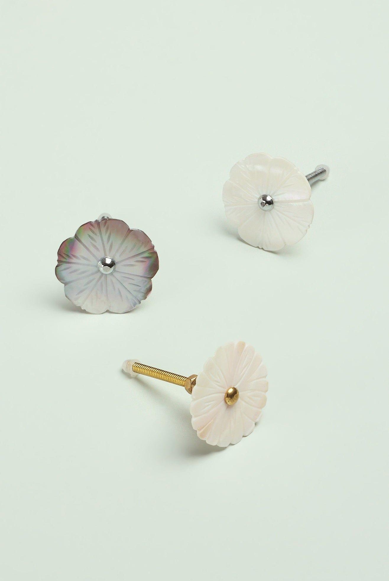 Handcrafted Blooming Elegance Mother of Pearl Door Knob - G Decor