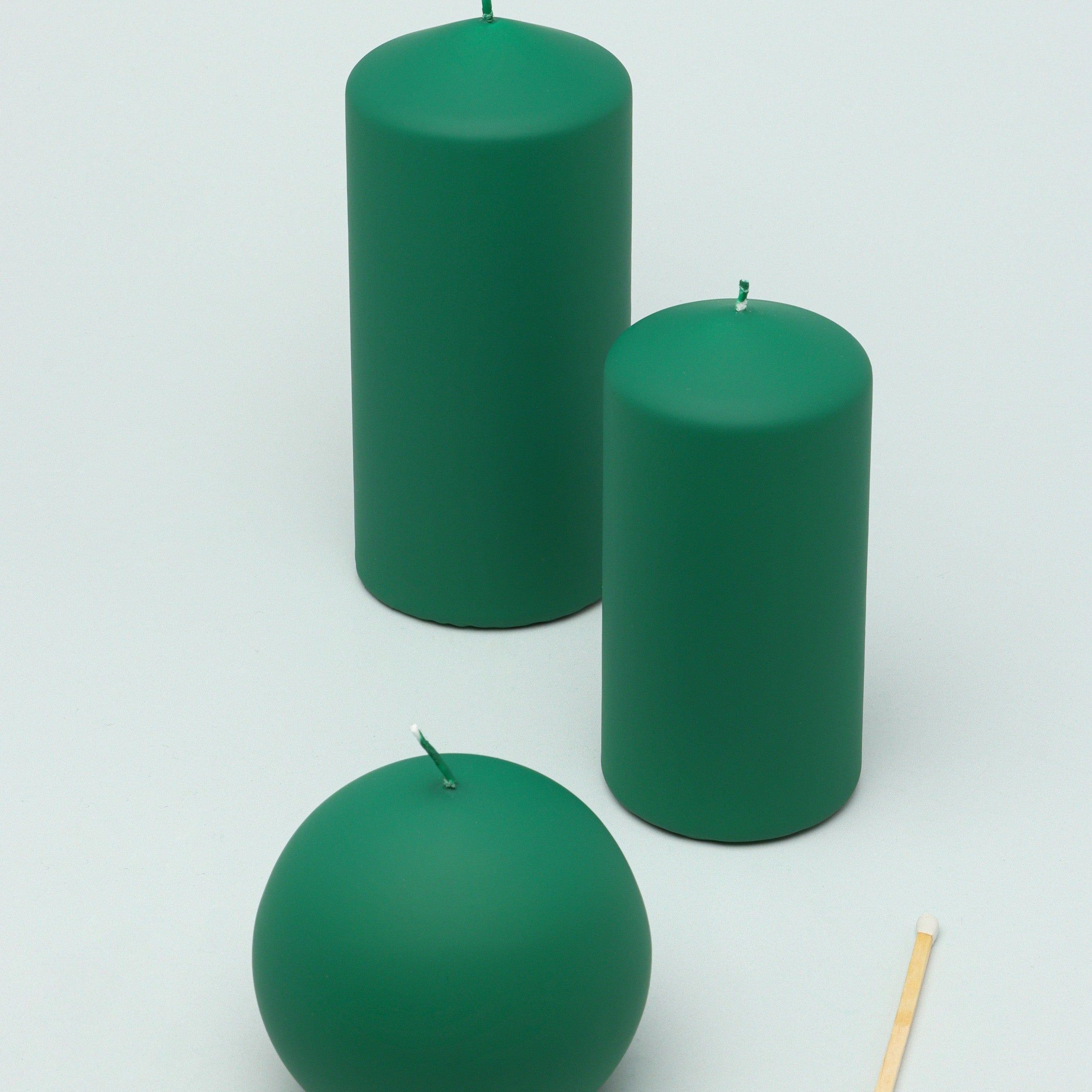 Henry Velvet Matt Soft Touch Smooth Emerald Green Pillar Candle - G Decor