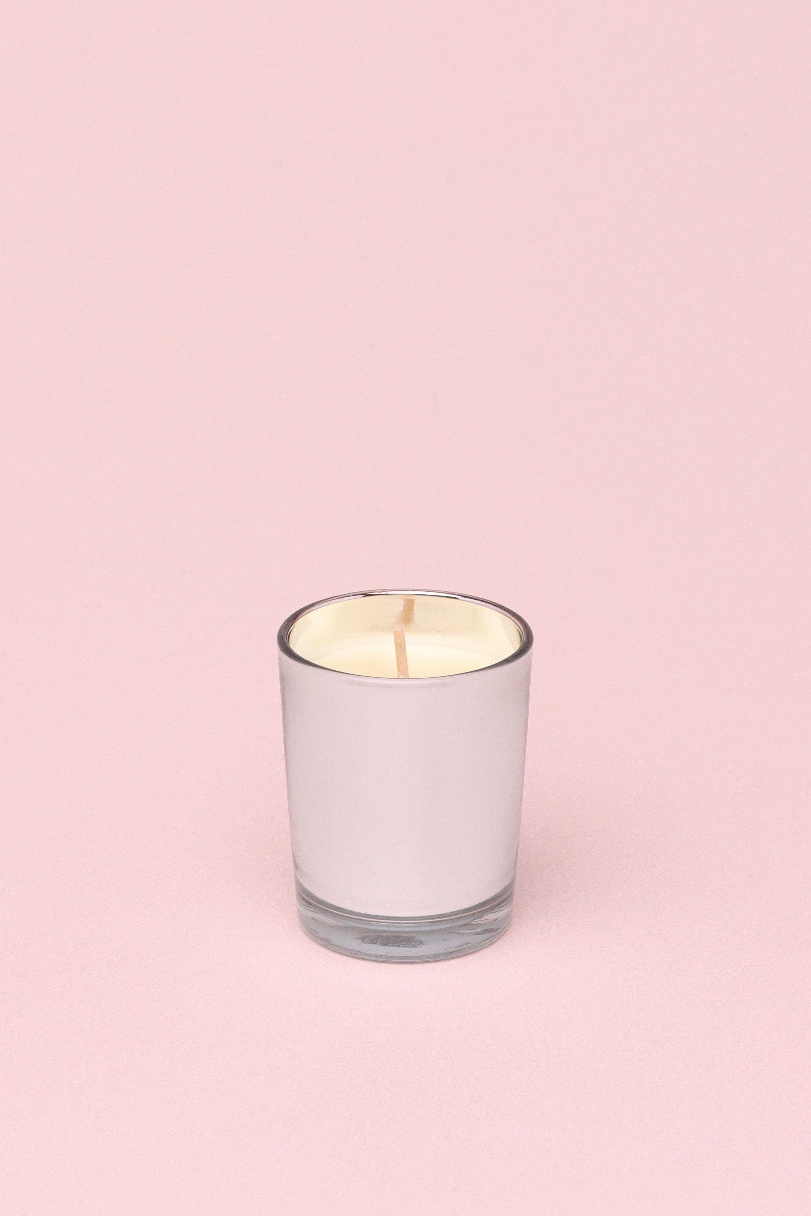 Love Slurry Cake Set of 4 Scented Soy Wax Candles in Gift Box, Almond, Oat & Blossom Fragrances - G Decor