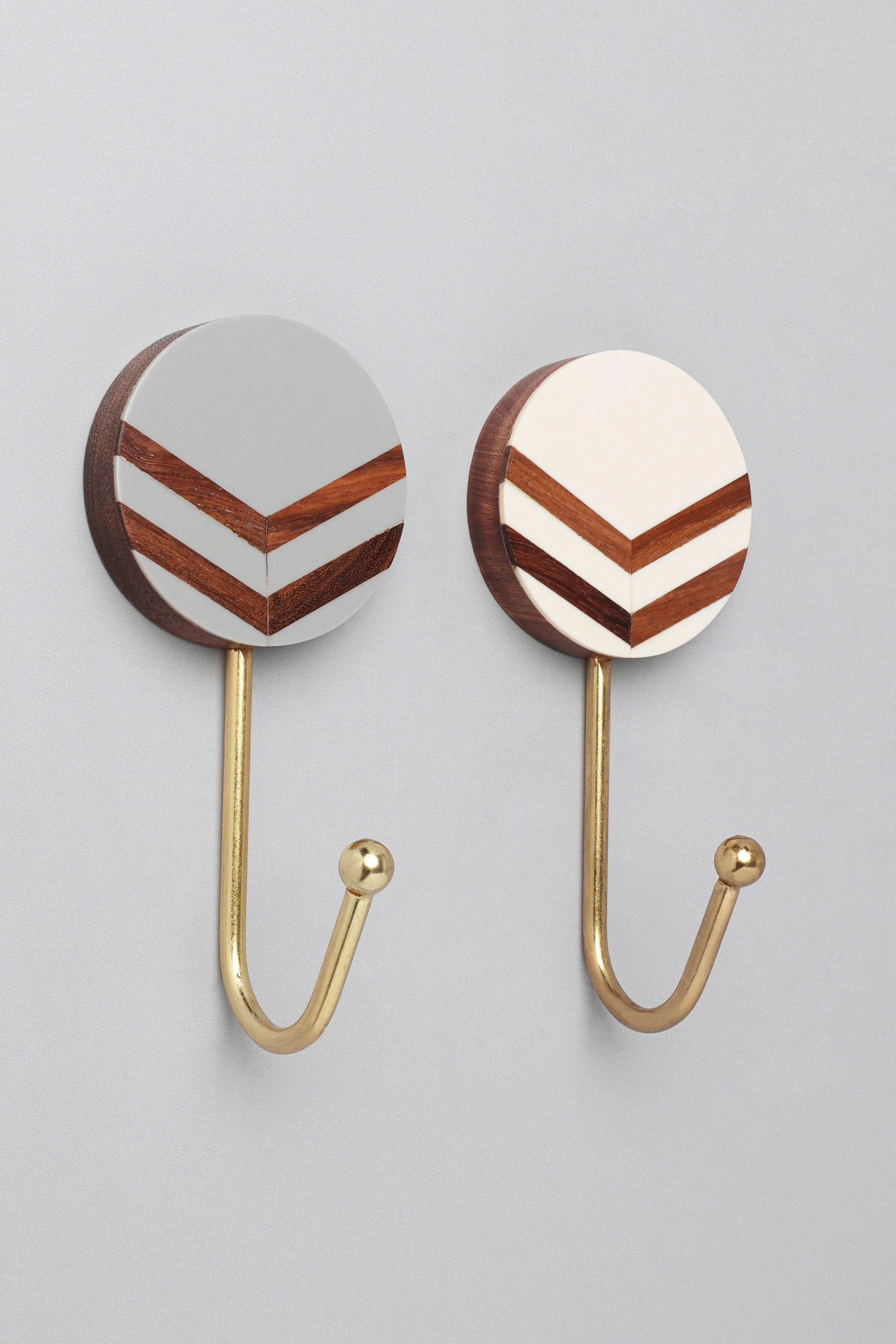 nordic-trail-wall-hooks-large-wood-resin-and-brass-arrow-design-coat-hangers-g-decor-22033 - G Decor