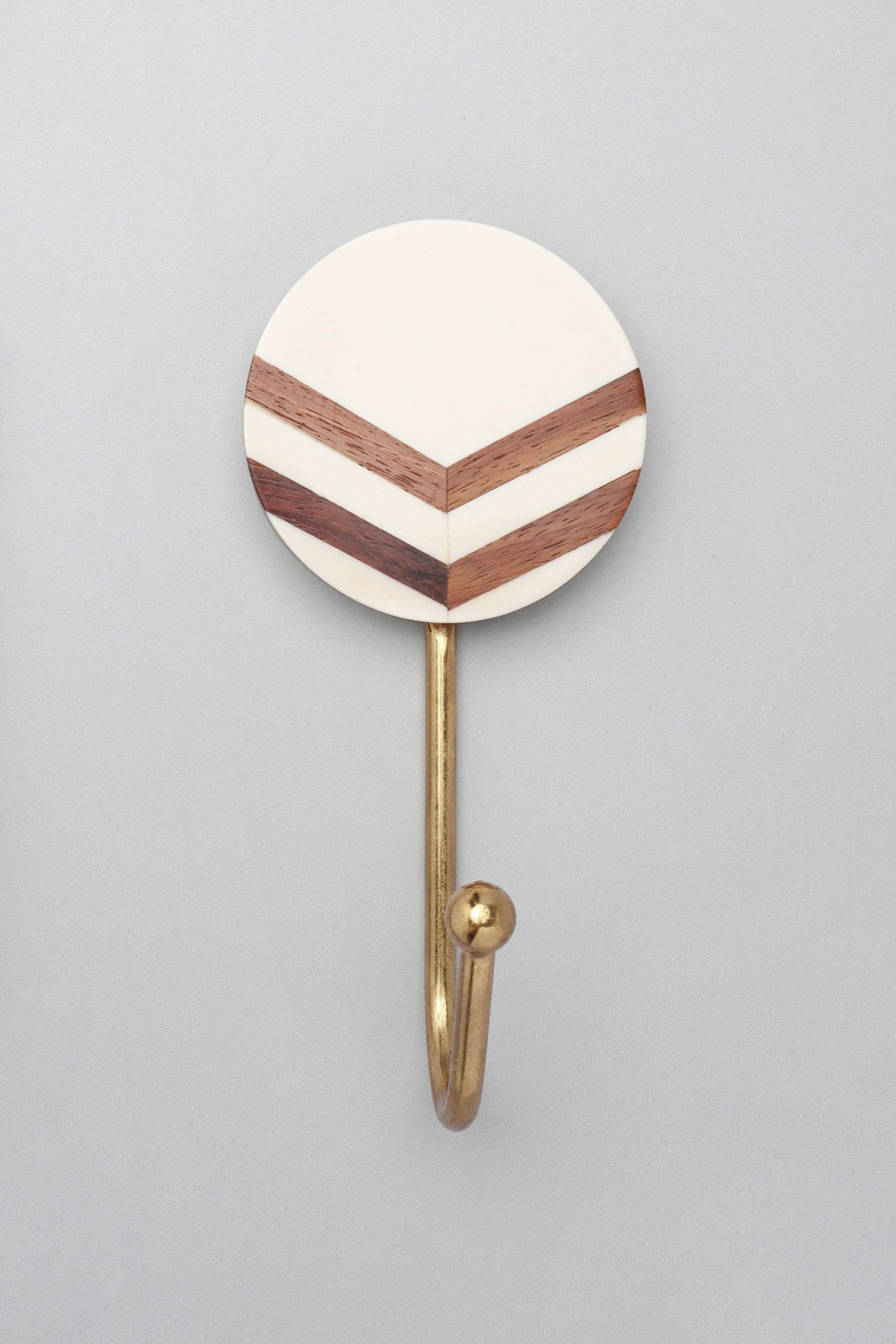 nordic-trail-wall-hooks-large-wood-resin-and-brass-arrow-design-coat-hangers-g-decor-97157 - G Decor