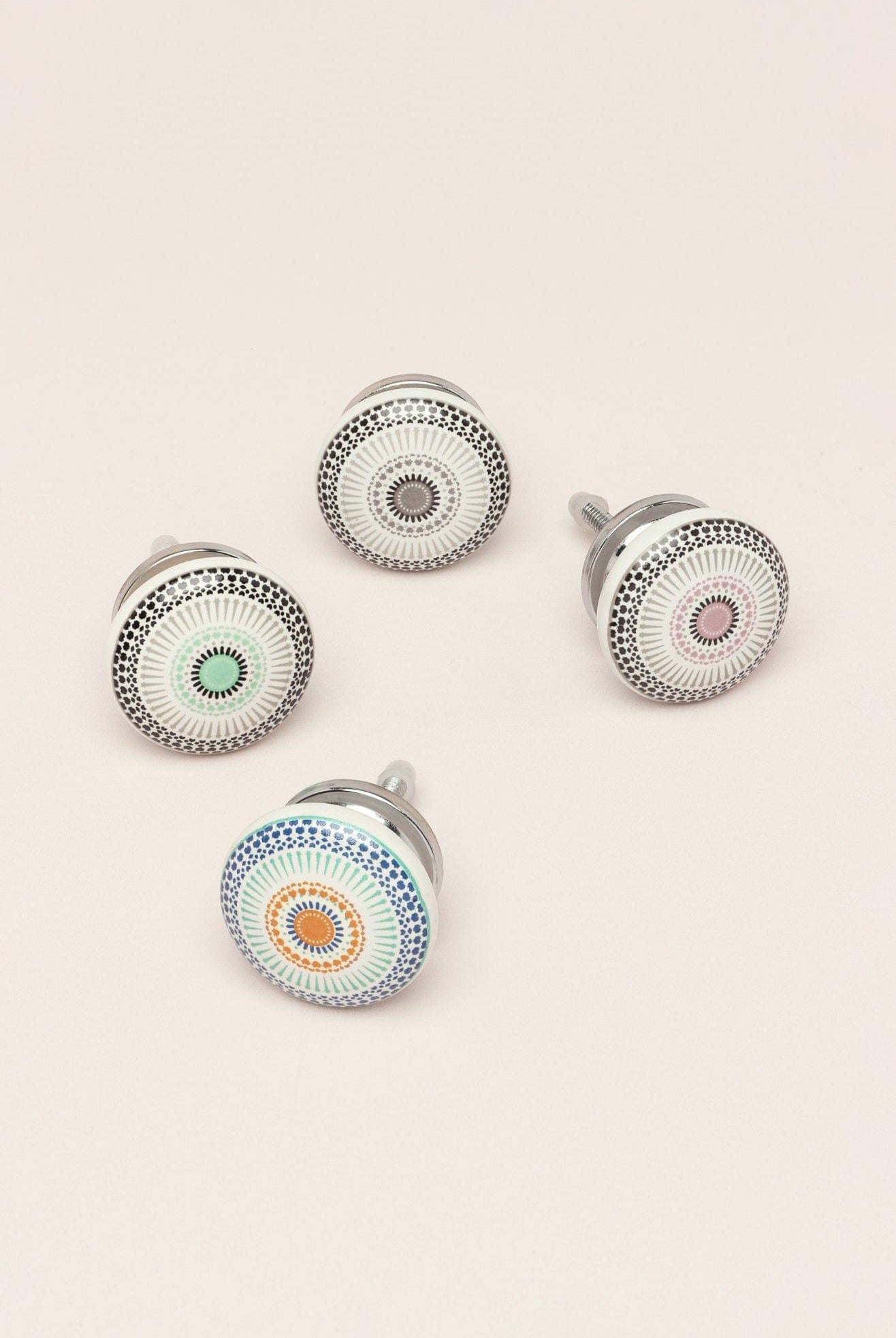 Positive Energy Radiance Handcrafted Patterned Cupboard Ceramic Door Knob - G Decor