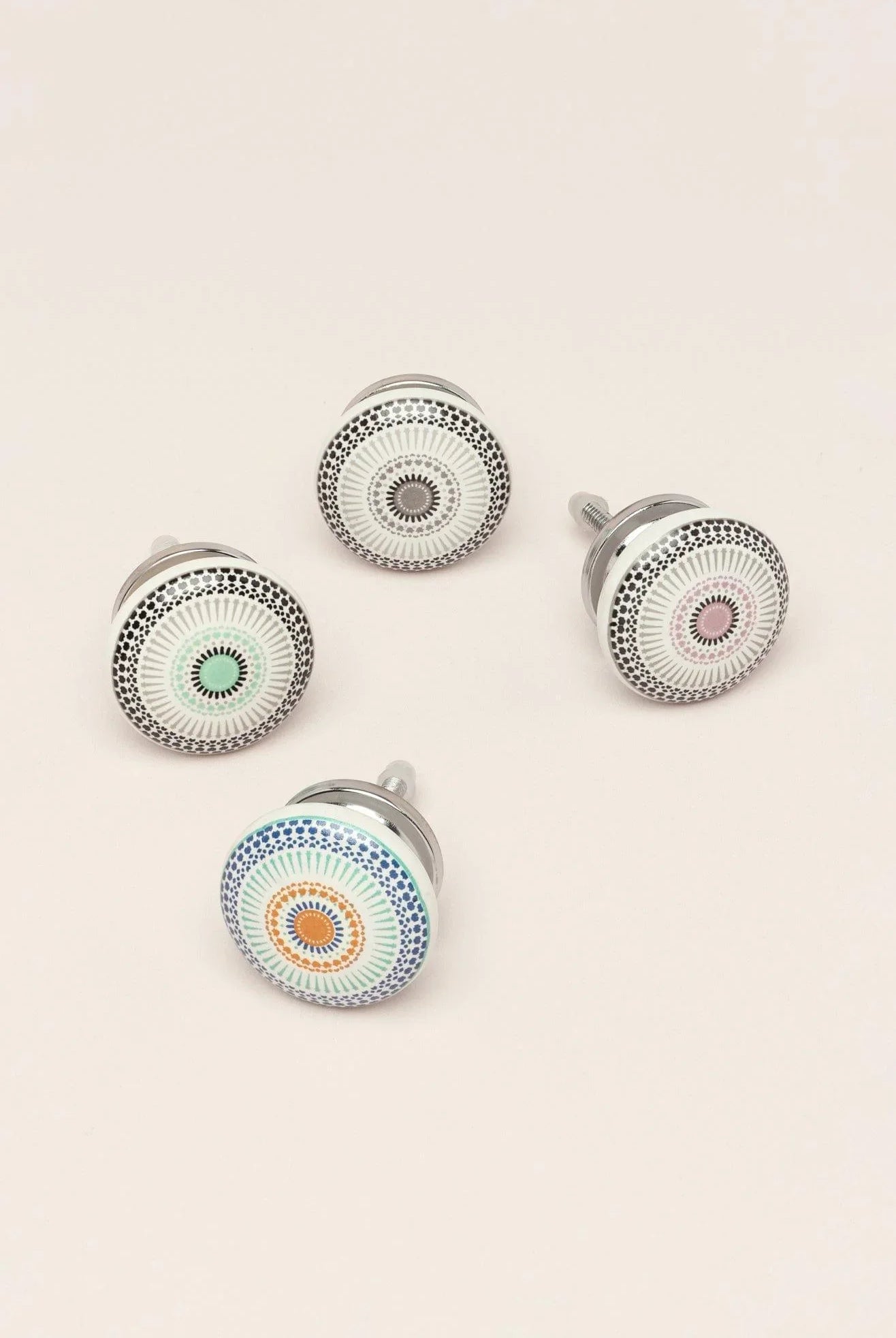 Positive Energy Radiance Handcrafted Patterned Cupboard Ceramic Door Knob - G Decor