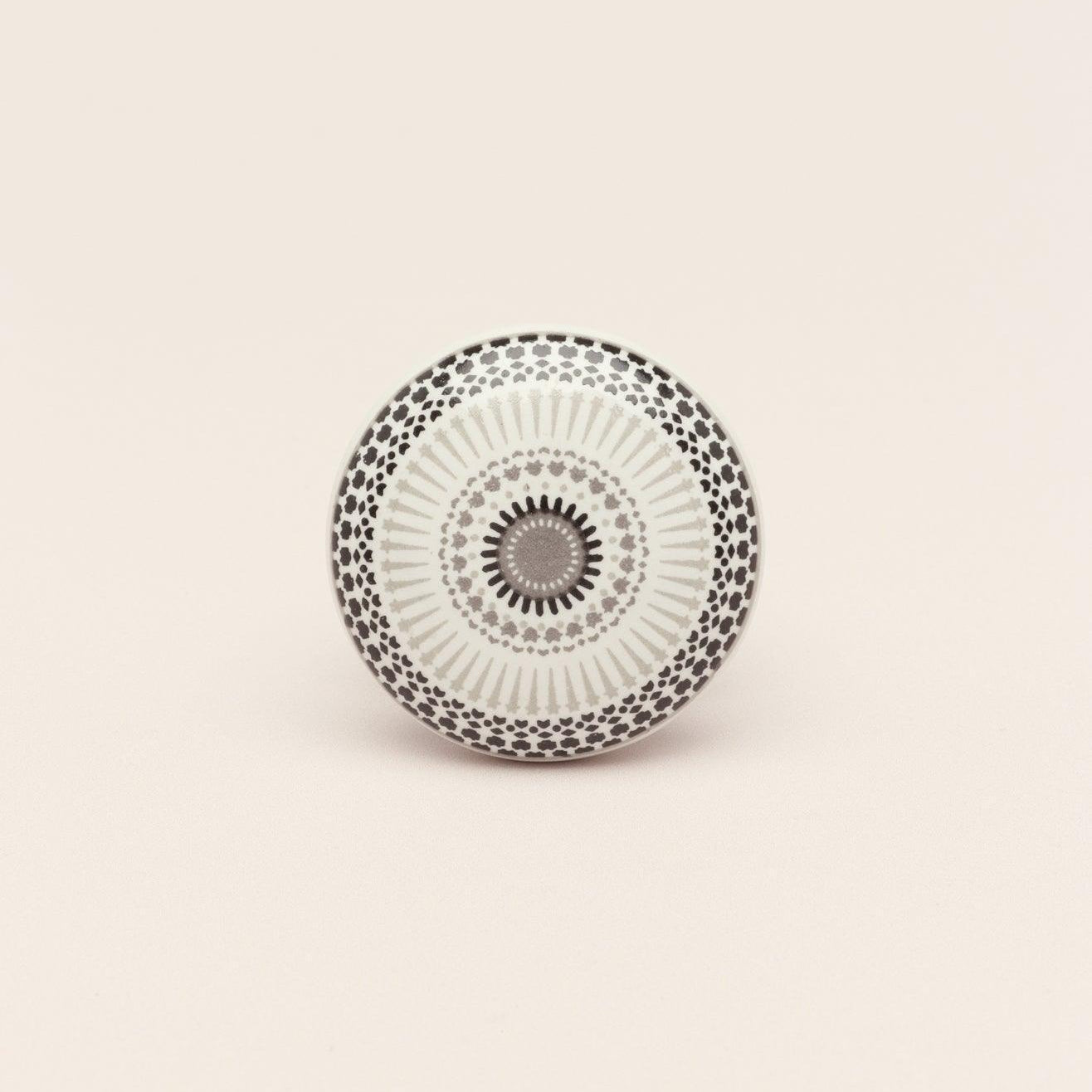 Positive Energy Radiance Handcrafted Patterned Cupboard Ceramic Door Knob - G Decor