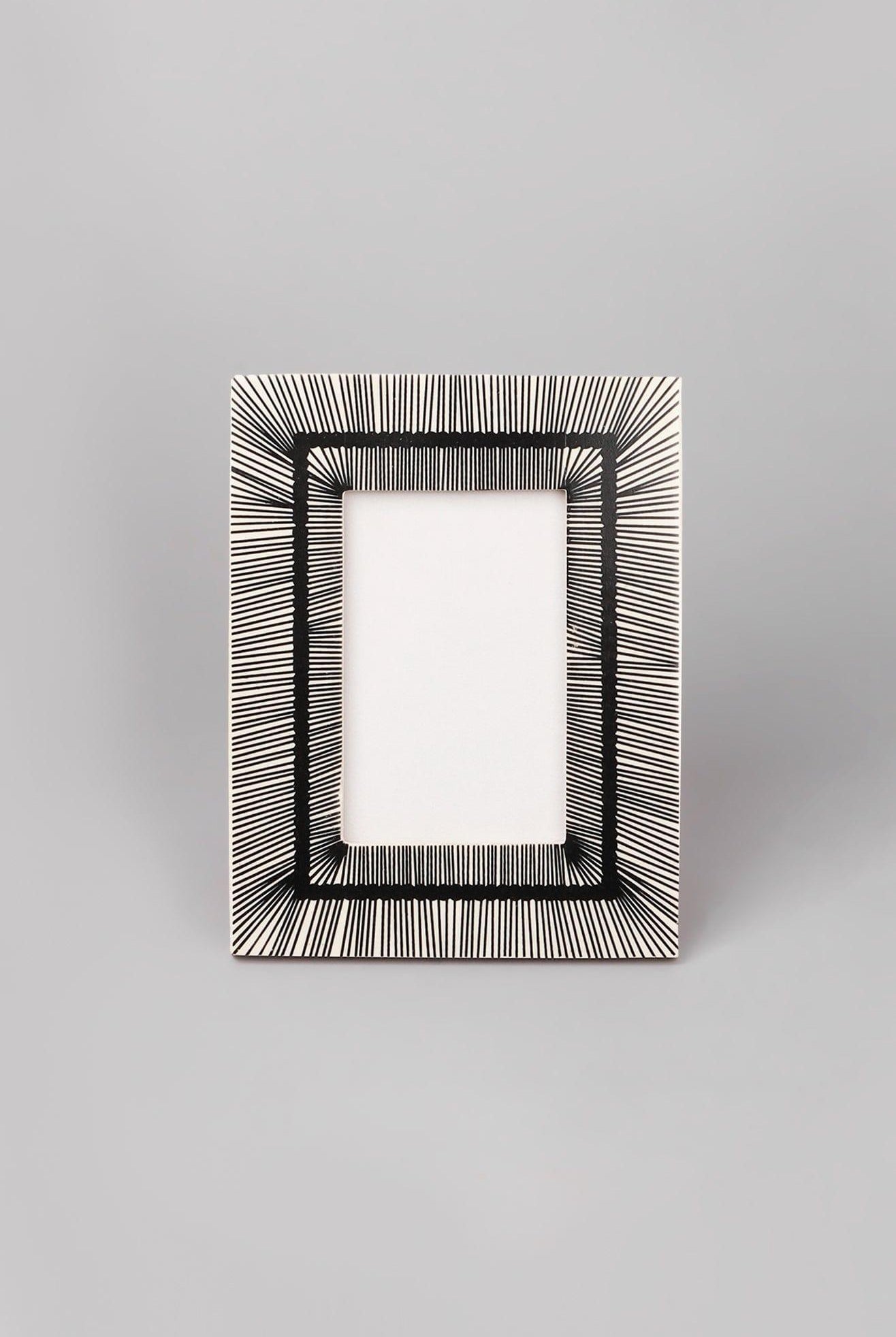 Prisma Handcrafted Black Stripes Photo Frame Art Linework Picture Display - G Decor