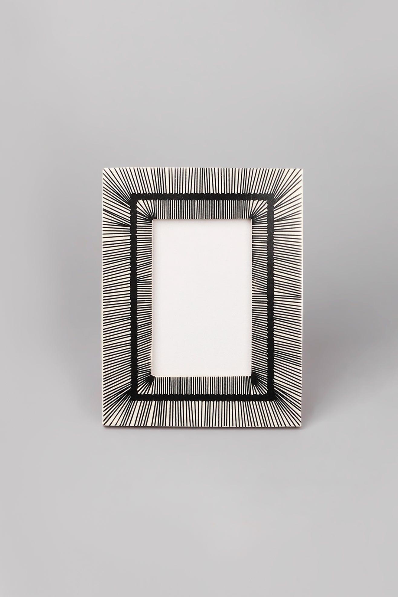 Prisma Handcrafted Black Stripes Photo Frame Art Linework Picture Display - G Decor