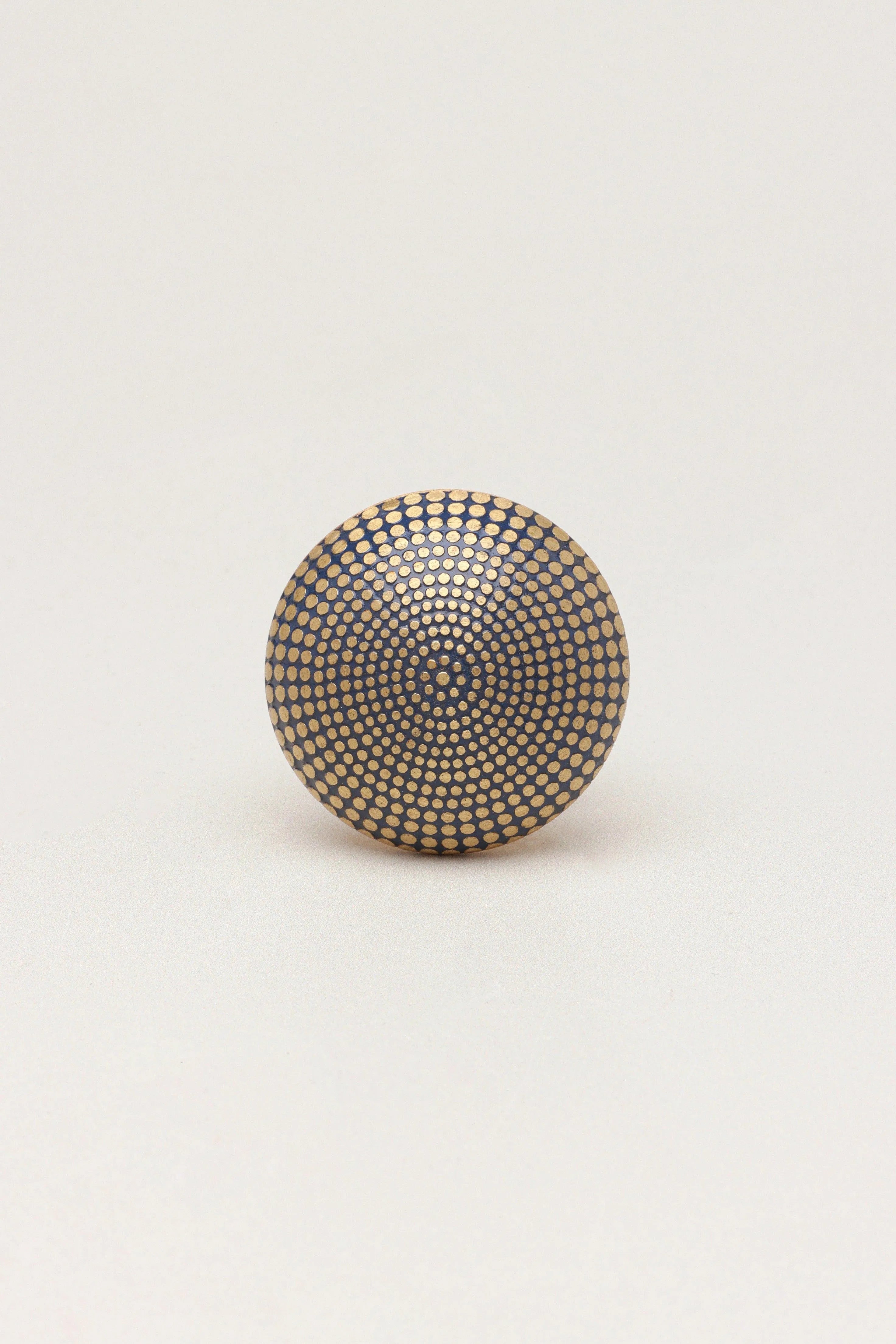 renaissance-soleil-brass-spotted-door-knob-cupboard-drawer-g-decor-45471 - G Decor