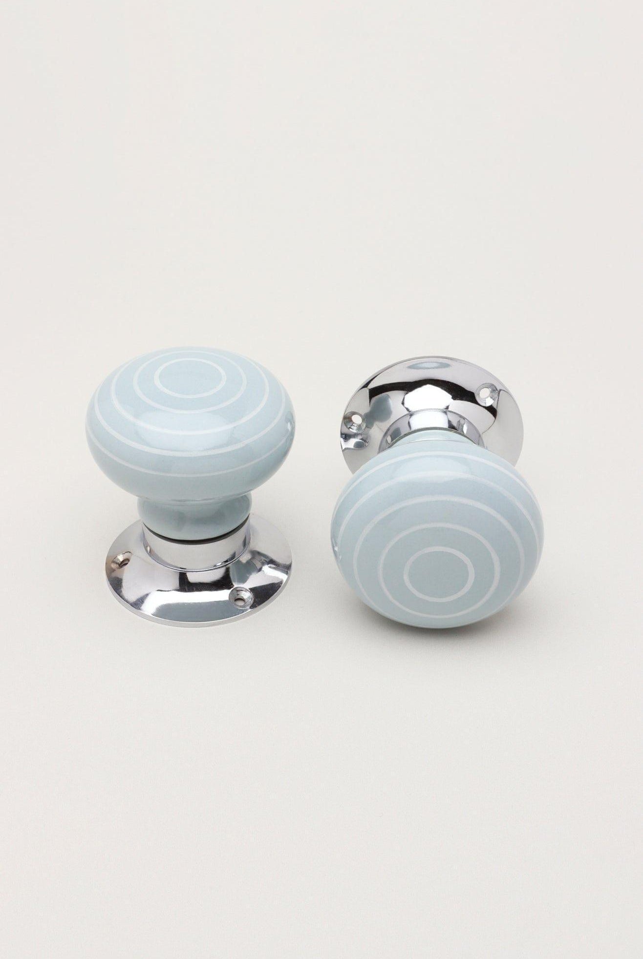 Ringbourne Handcrafted & Hand-Painted Grey Ceramic Mortice Door Handles with White Stripe Rings – Internal Turning Knobs for Bedroom, Kitchen & Interior Doors with Chrome Base - G Decor