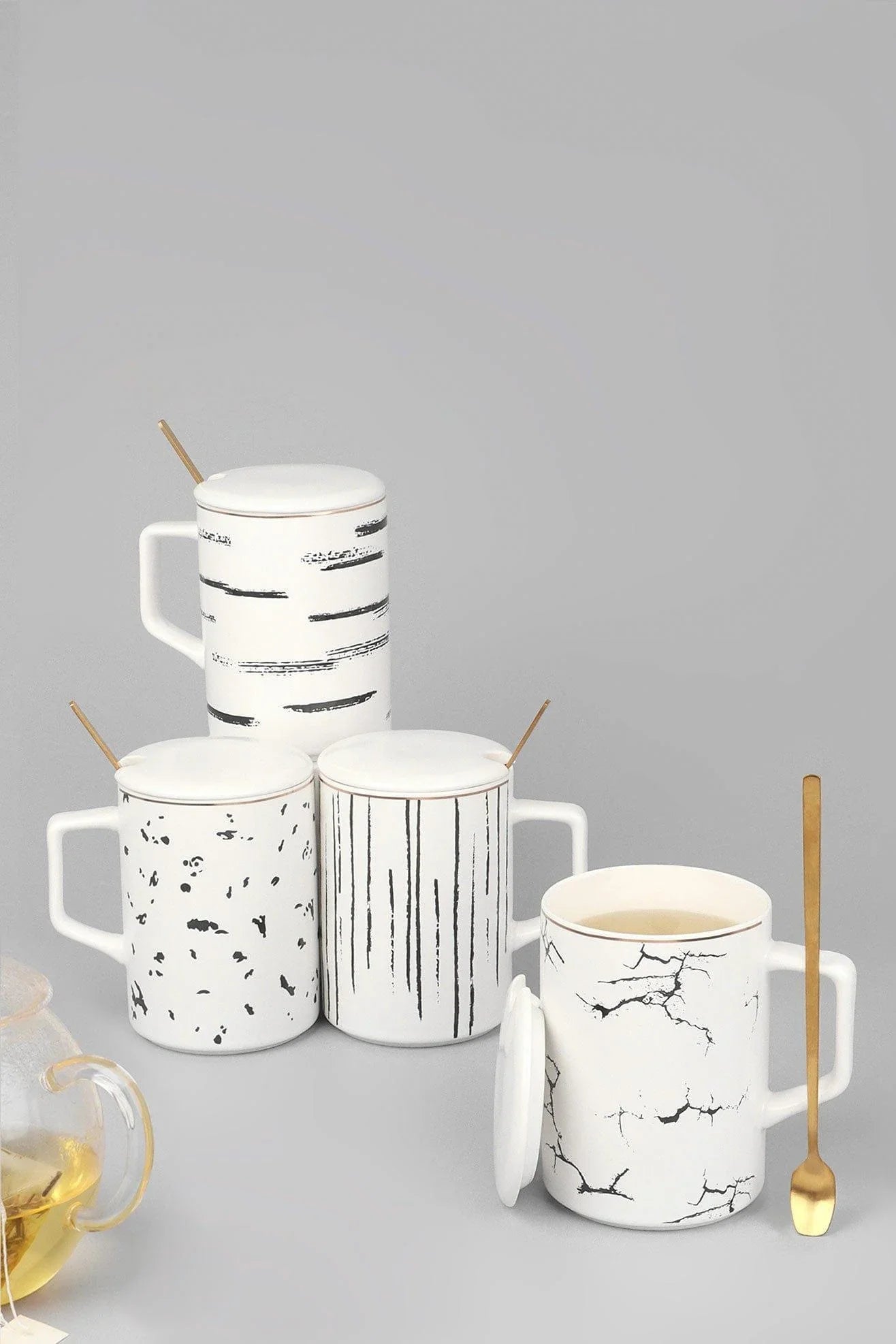 Roberto Nordic Monochrome Mug Coffee Cup with Lid & Spoon - G Decor