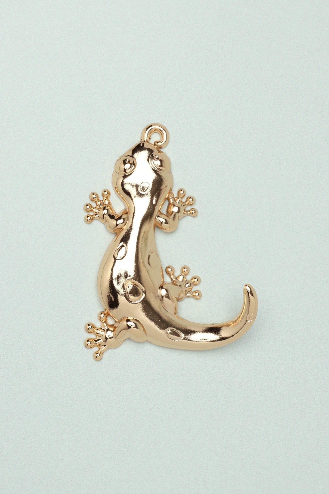 Set of 2 Lizard Gold Wall Hooks Sculpted Animal Design for Coats, Towels & Accessories - G Decor