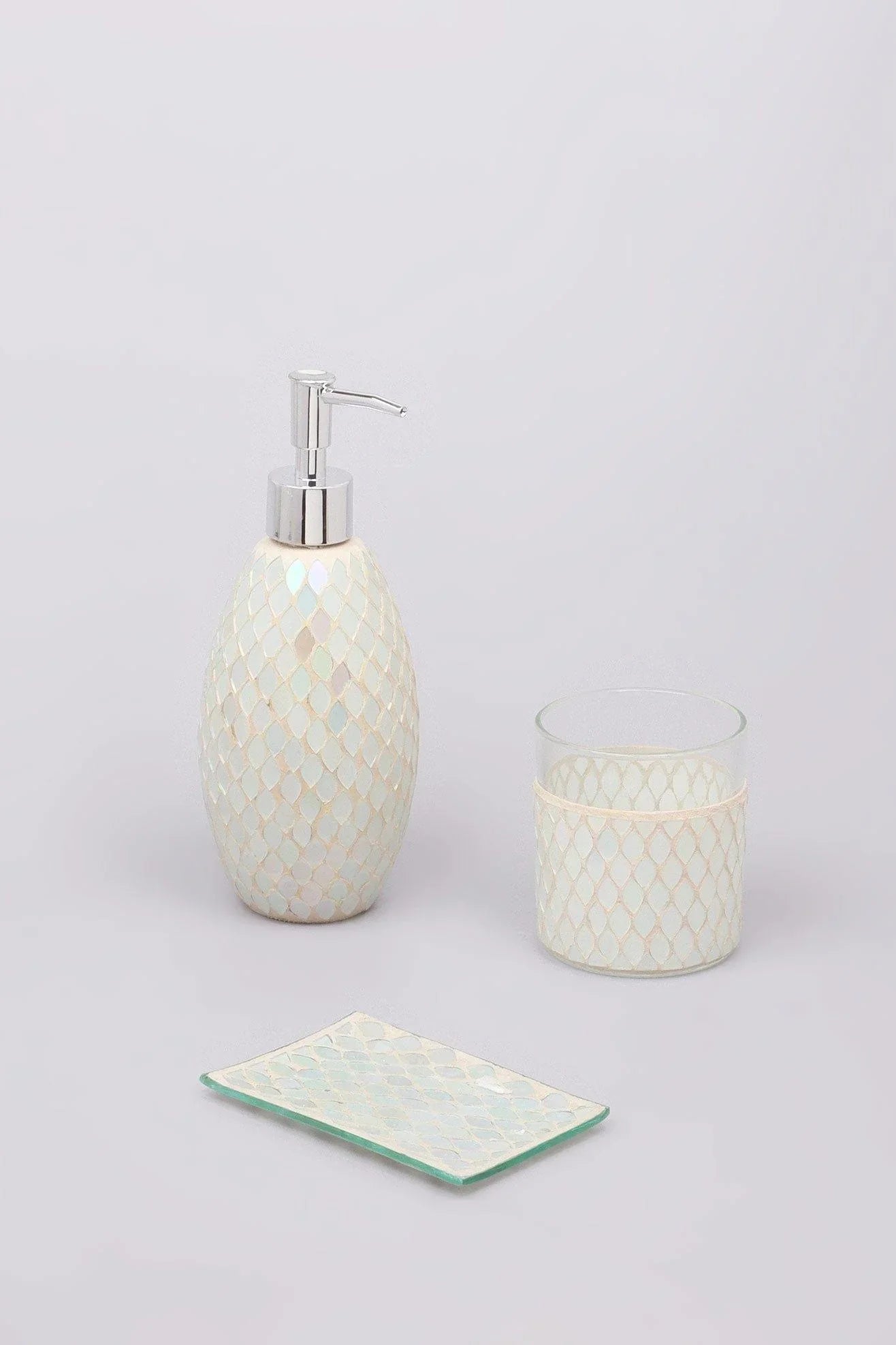 Set of 3 Pieces Verona Glass Mosaic Mermaid Bathroom Set - G Decor