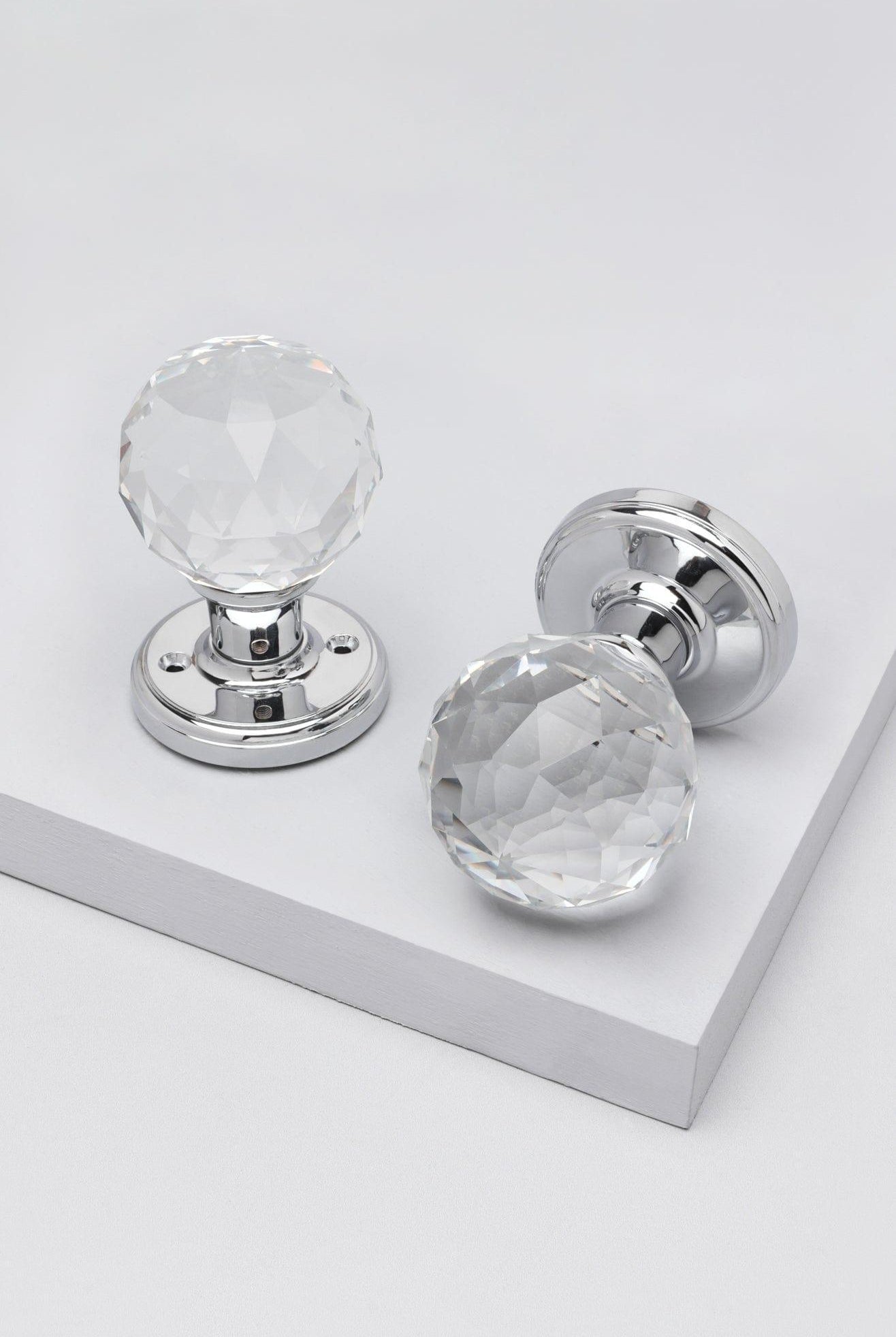 Set of Solid Crystal Round Clear Glass Knobs – Internal Mortice Door Handles with Turning Mechanism, Suitable for Bedroom, Entry & Room Doors, with Chrome Base - G Decor