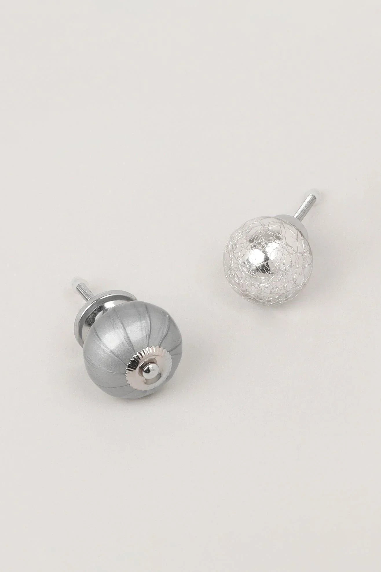 Silver Sweet Praline Crackle Ceramic Cabinet Knob in Chrome — G Decor