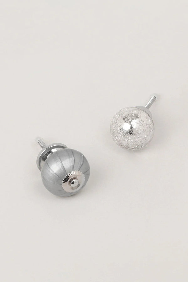 Türknöpfe in Crackle- und Metallic-Chromoptik