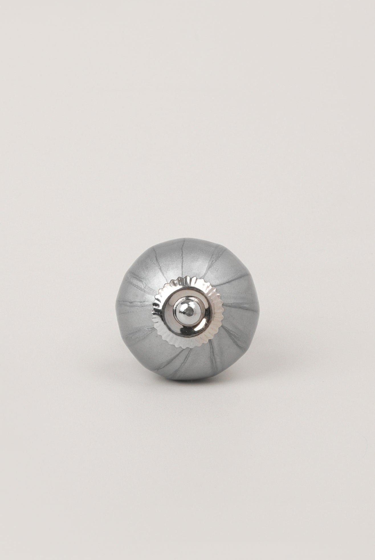 Silver Sweet Praline Crackle and Metallic Chrome Door Knob - G Decor