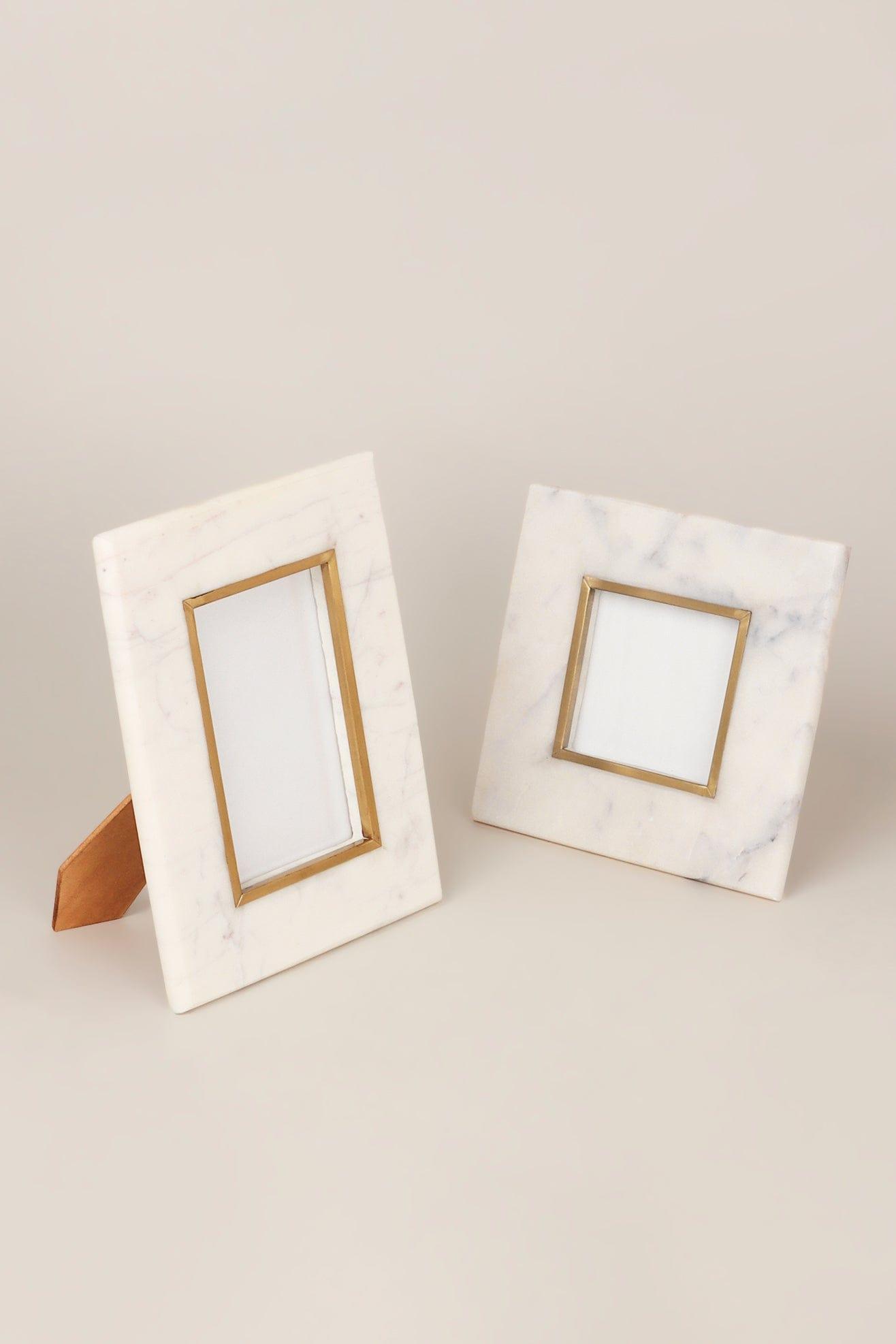 Soléa Dorada Handcrafted White Marble & Brass Photo Frame Stunning Picture Display - G Decor
