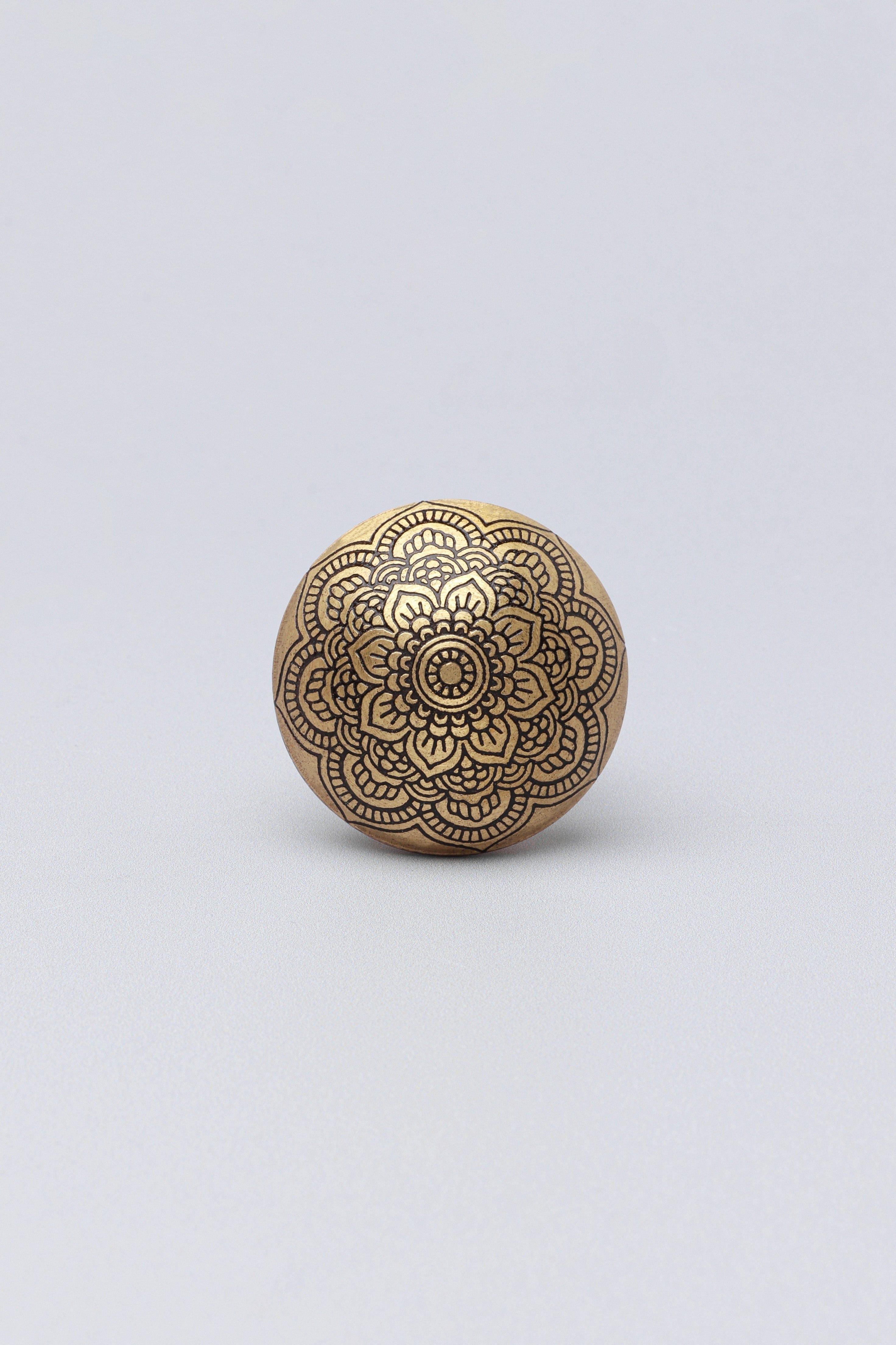 The Windsor Bloom Brass Door Knobs - G Decor