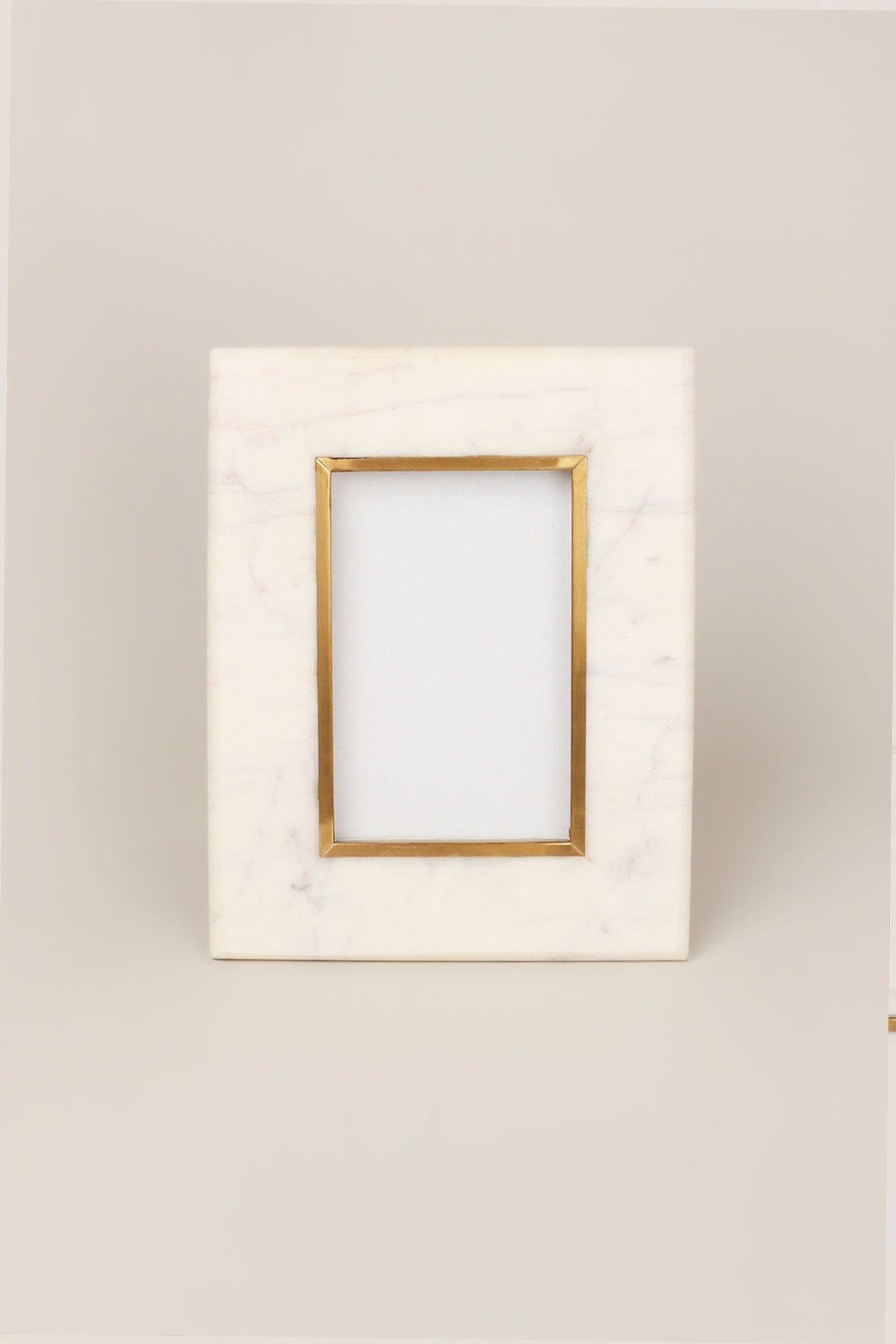 G Decor Picture frames White / Large White Marble Effect Stylish Photo Frames