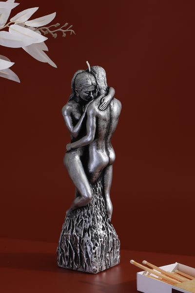 Lovers Embrace 3D Silver Pillar Candle