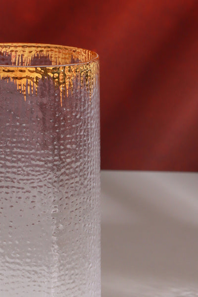 Set of Four Textured Hammered Splash Gold Rim Tumbler Drinking Glasses: Stylish Glassware for Everyday Use and Elegant Entertaining