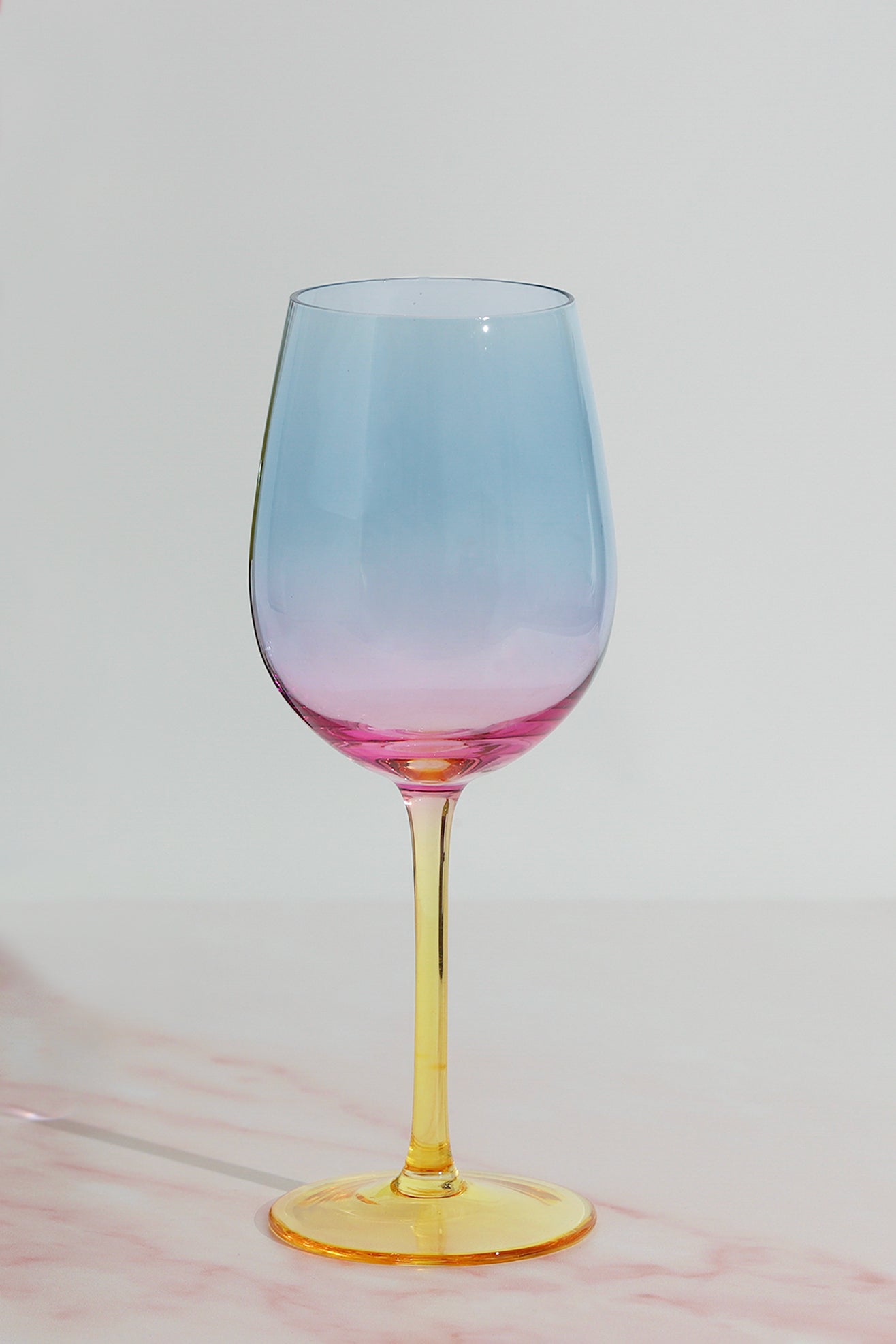Set of 4 Wine Glasses with a Rainbow Hue