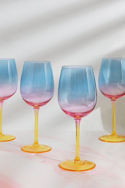 Set of 4 Wine Glasses with a Rainbow Hue