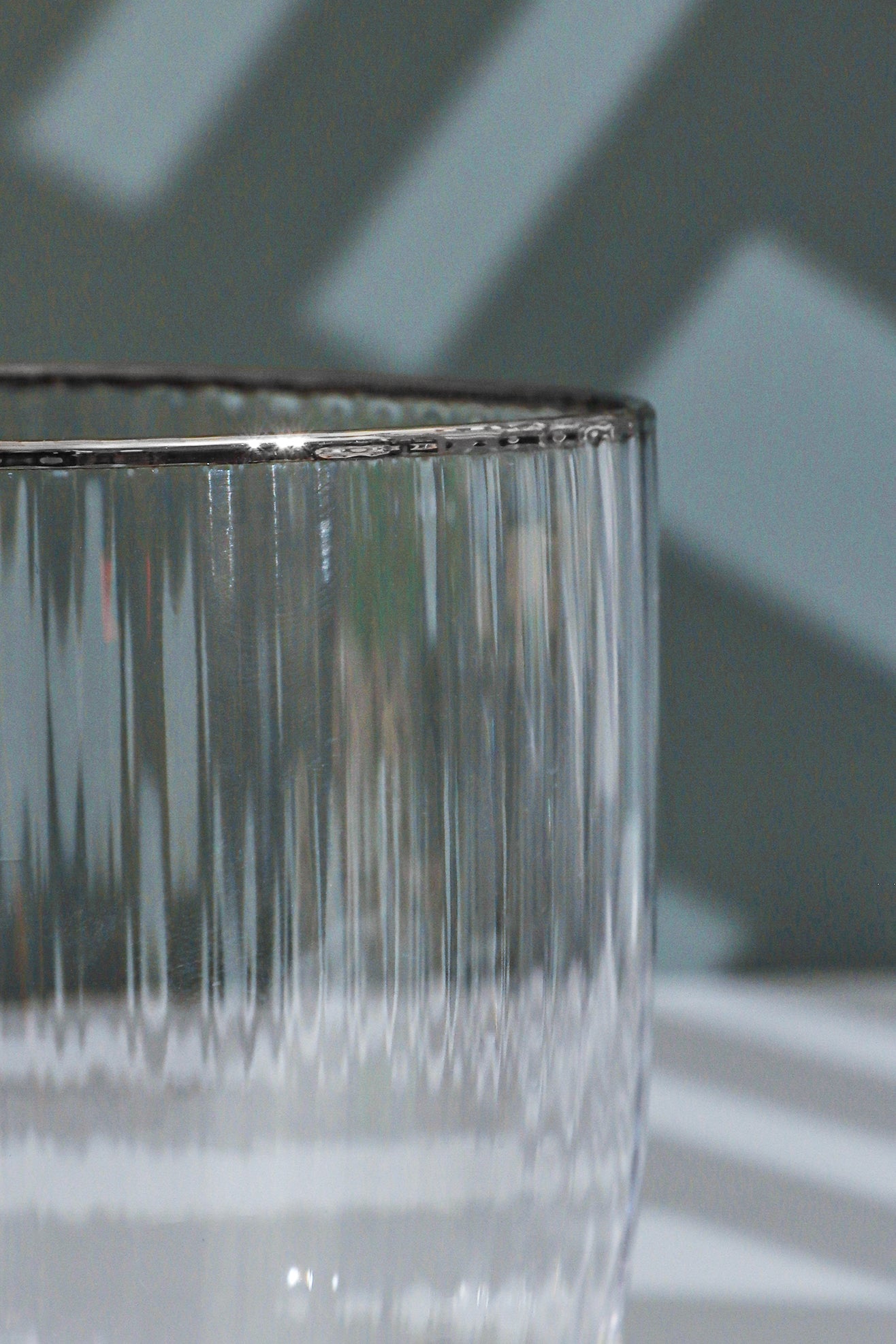 Set of 4 Ribbed Tumbler Glasses with Silver Rim