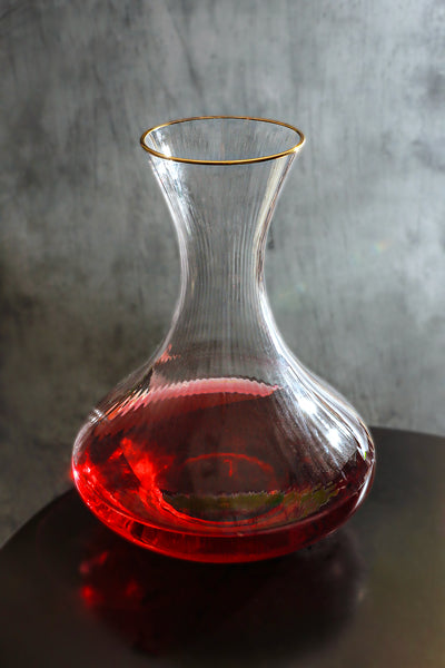Ribbed Curved Decanter with Gold Rim