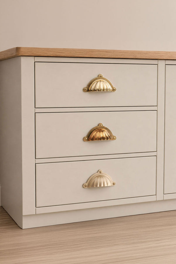 Scalloped Cup Pull
