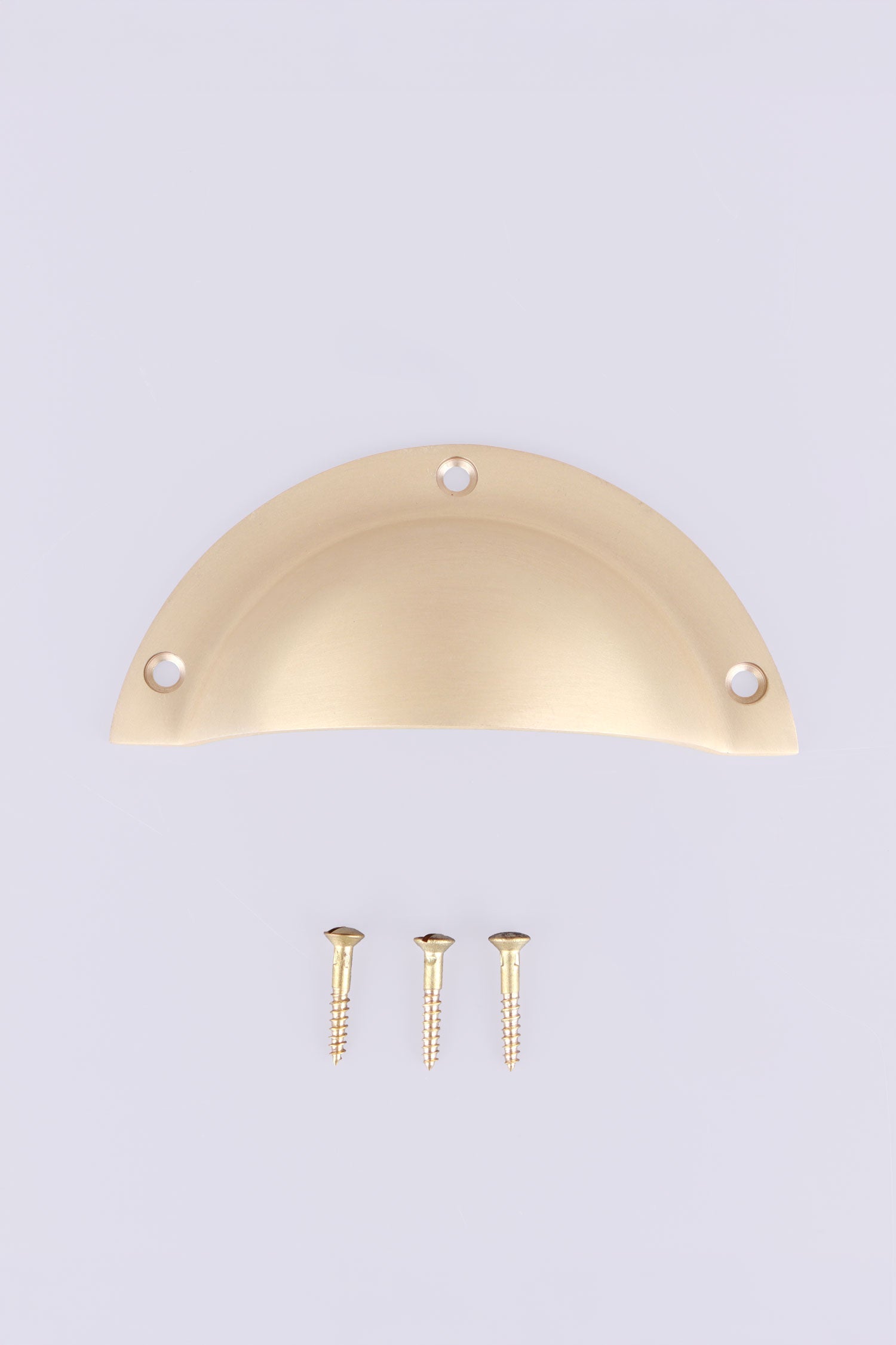 Stepped Rim cup pull in satin brass, lacquered finish