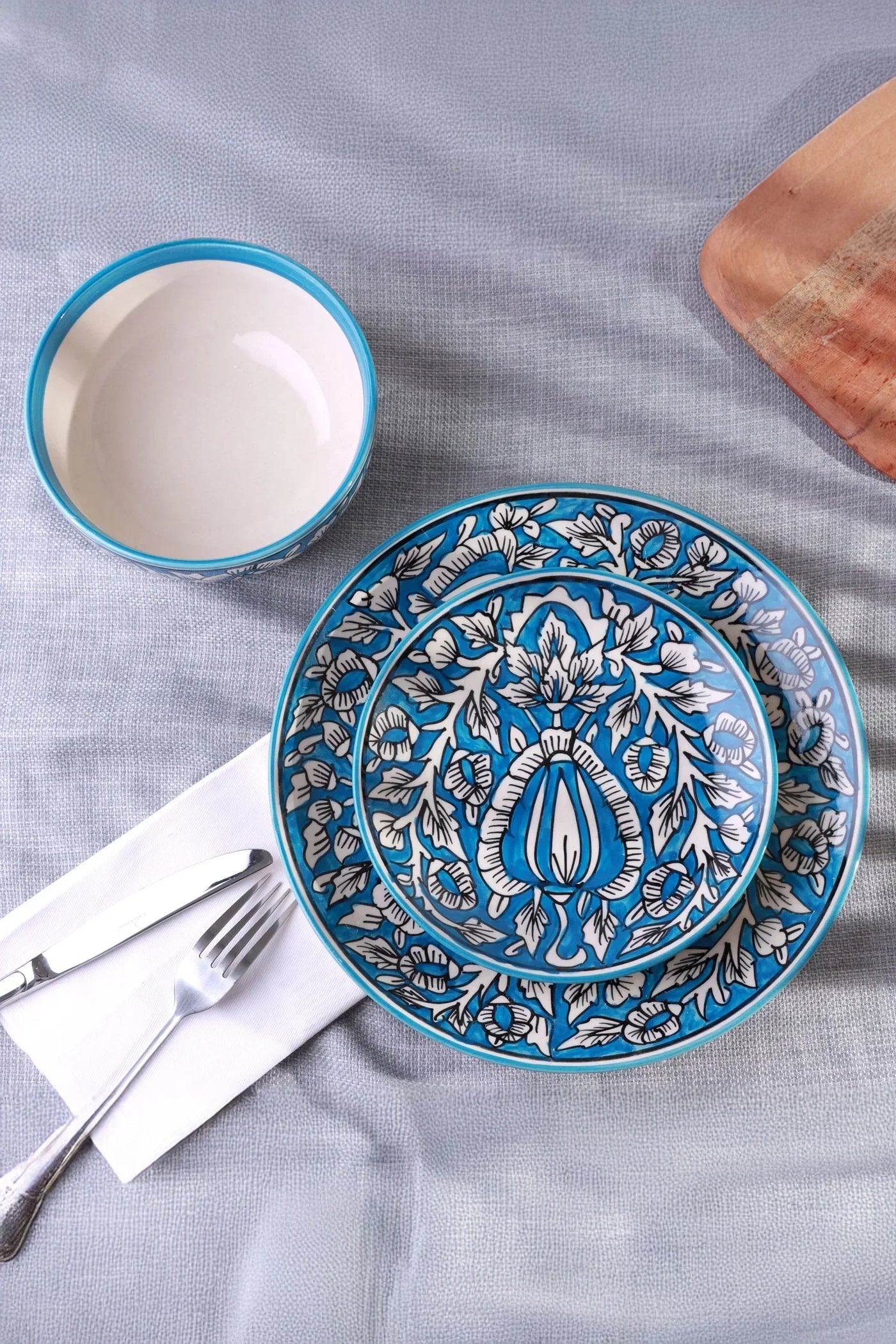 Tulipani Blue Hand-Painted Floral Ceramic Plates and Bowls