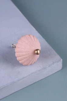 Belle Ombrelle Scalloped Flower Ceramic Knob — Cream & Pink