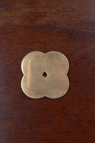 Solid quatrefoil aged brass backplate, 42mm