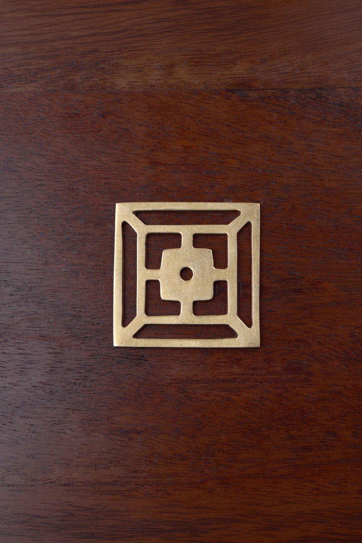 Square fretwork aged brass backplate, 45mm
